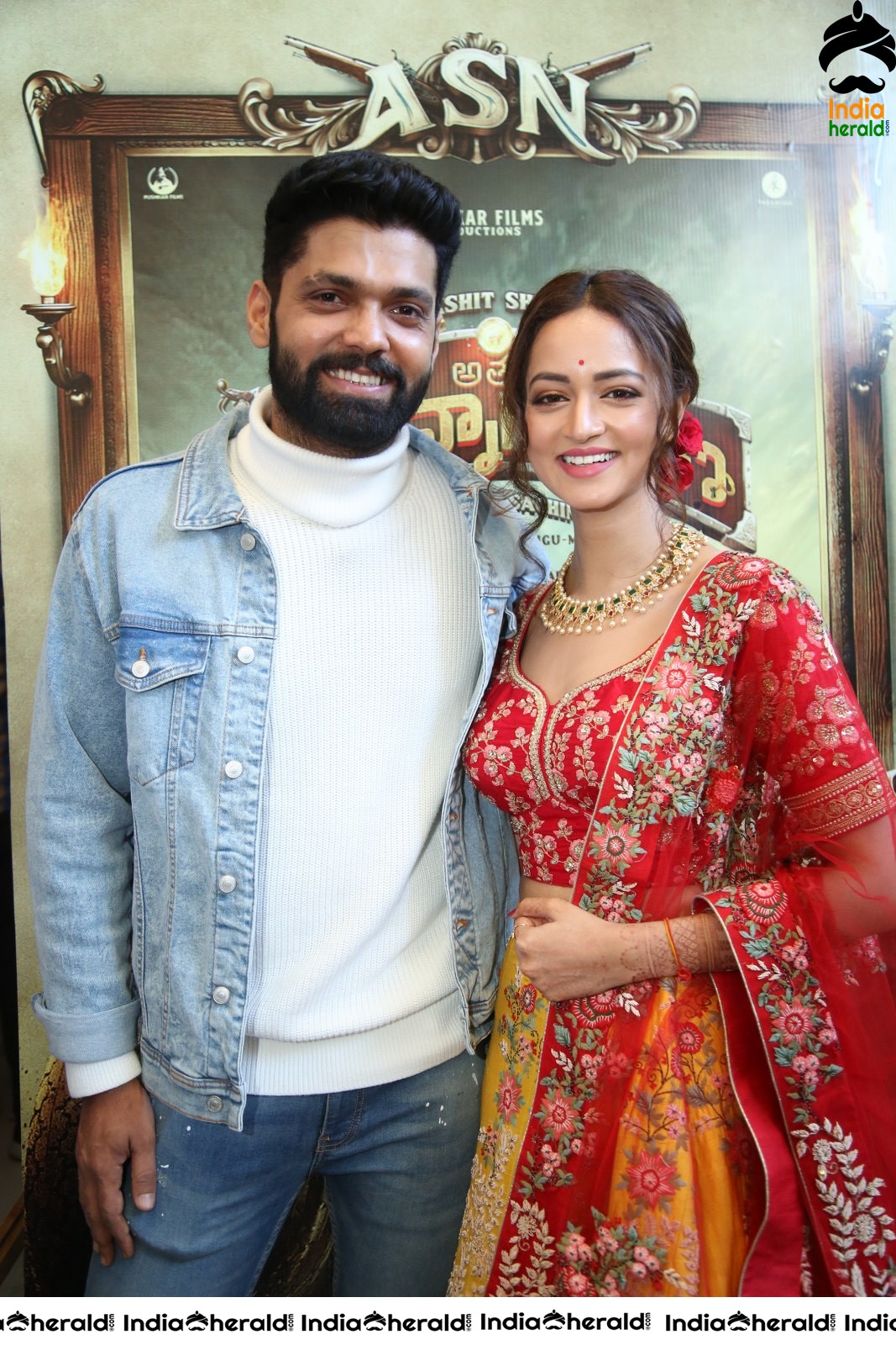 Actor Rakshit Shetty Poses along with Shanvi Srivastava Set 2