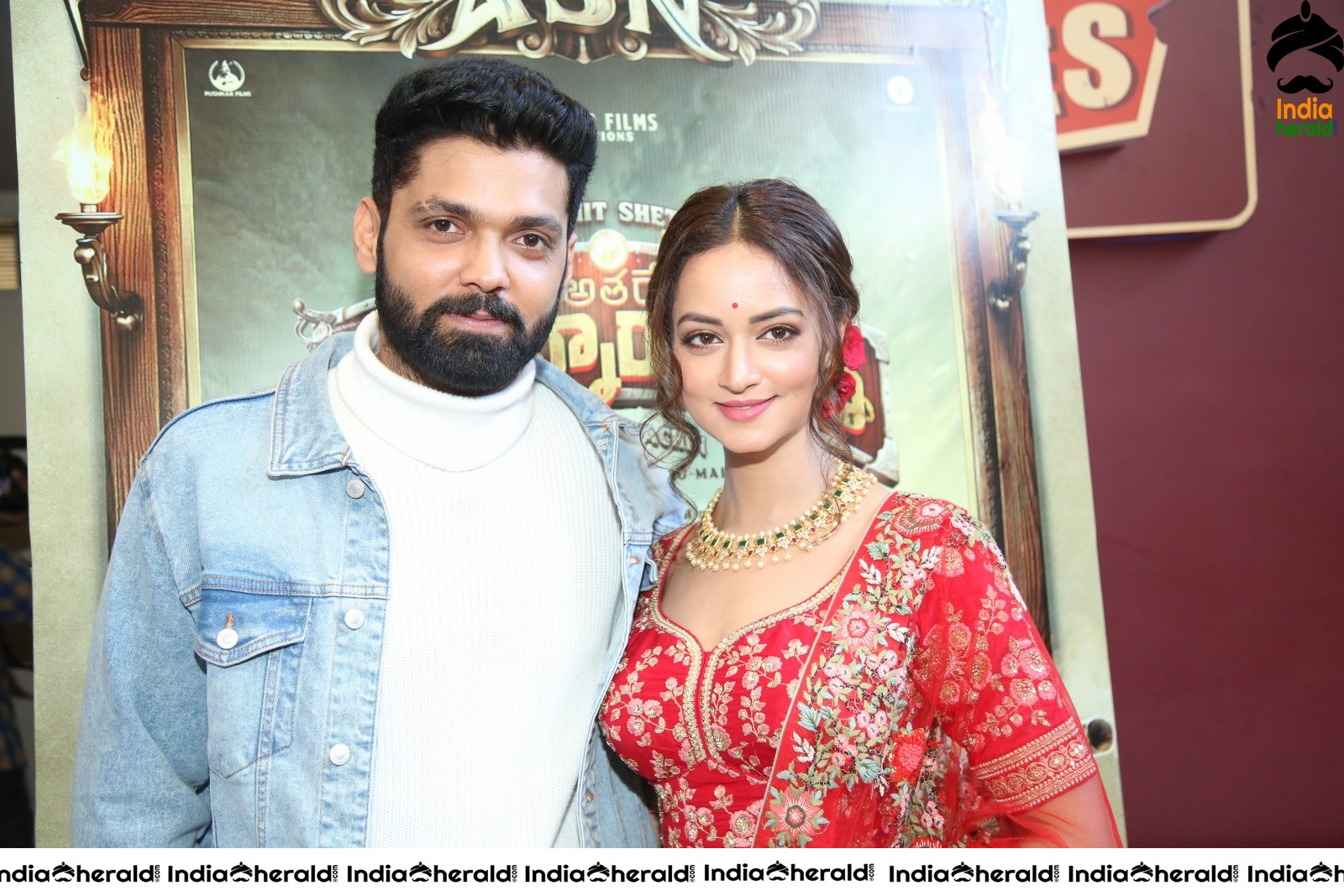 Actor Rakshit Shetty Poses along with Shanvi Srivastava Set 2