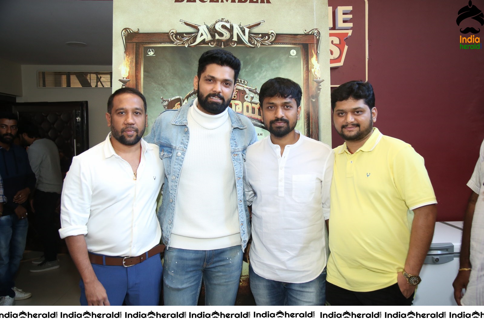 Actor Rakshit Shetty seen with the crew of Avane Srimannarayana Set 2
