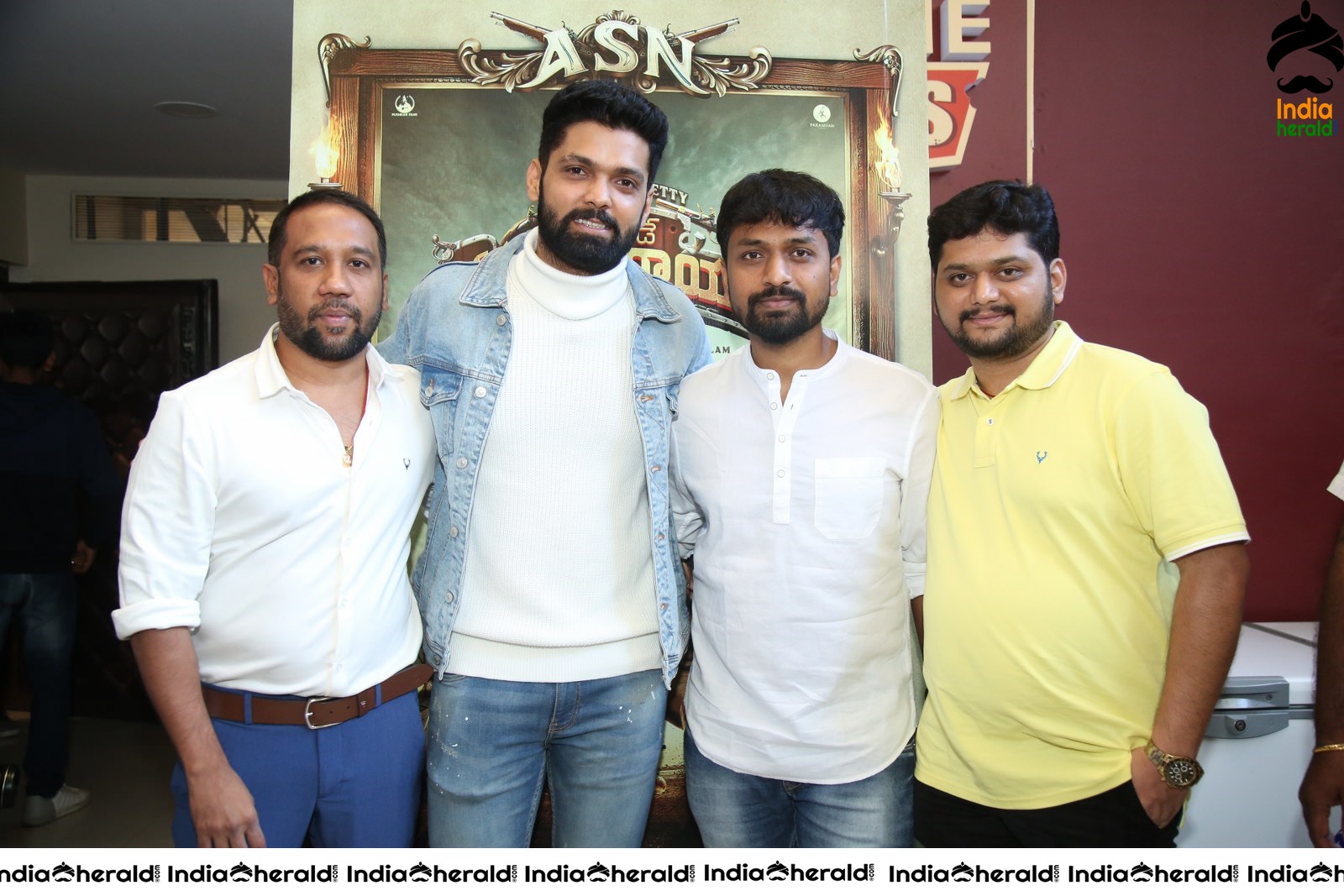 Actor Rakshit Shetty seen with the crew of Avane Srimannarayana Set 2