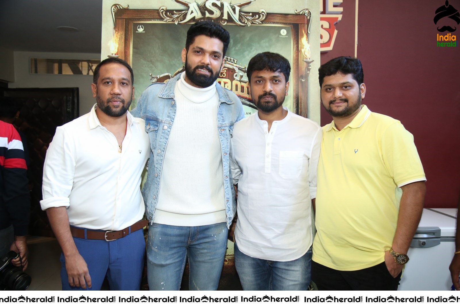 Actor Rakshit Shetty seen with the crew of Avane Srimannarayana Set 2