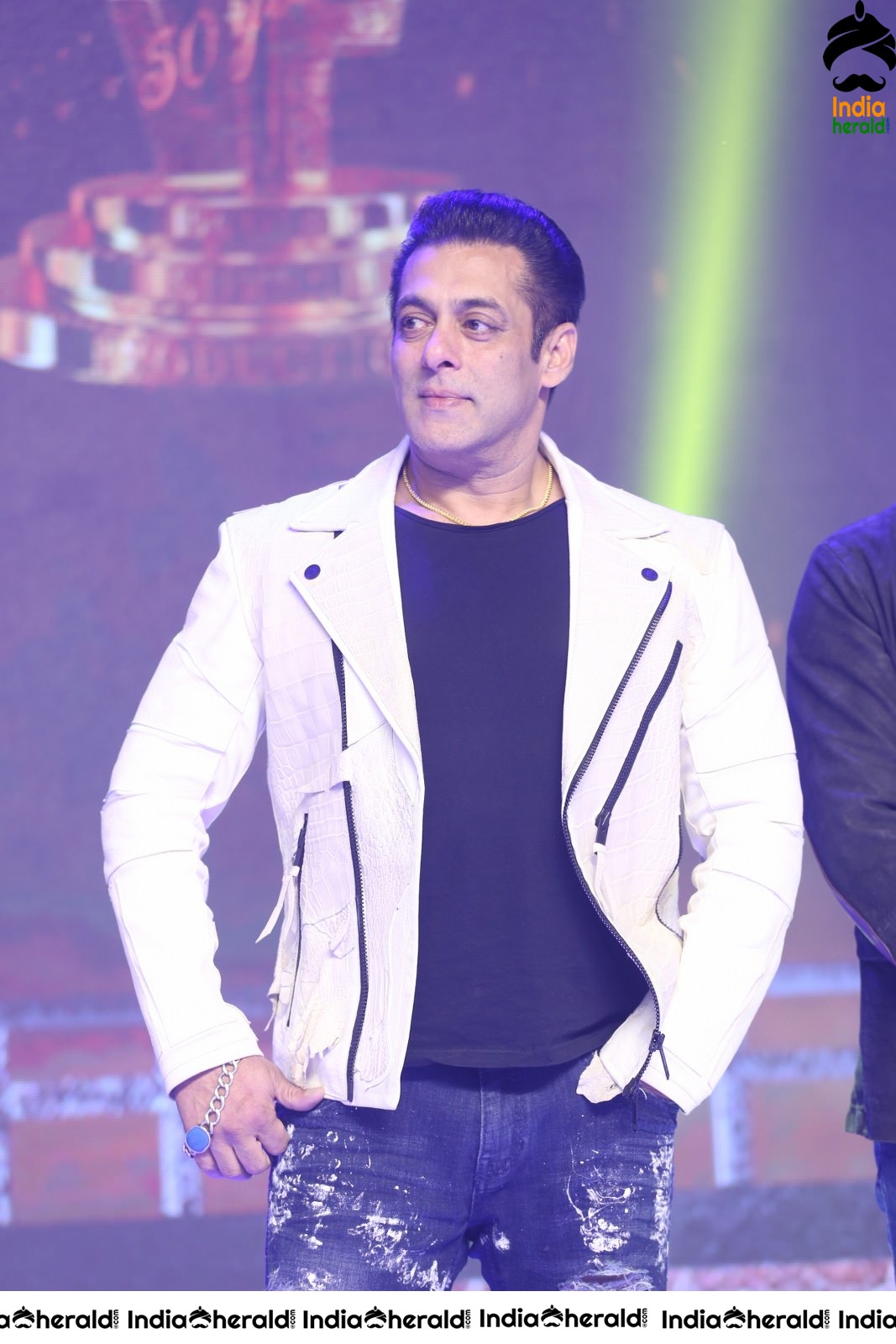 Actor Salman Khan Looking Stylish in these Latest Stills Set 2