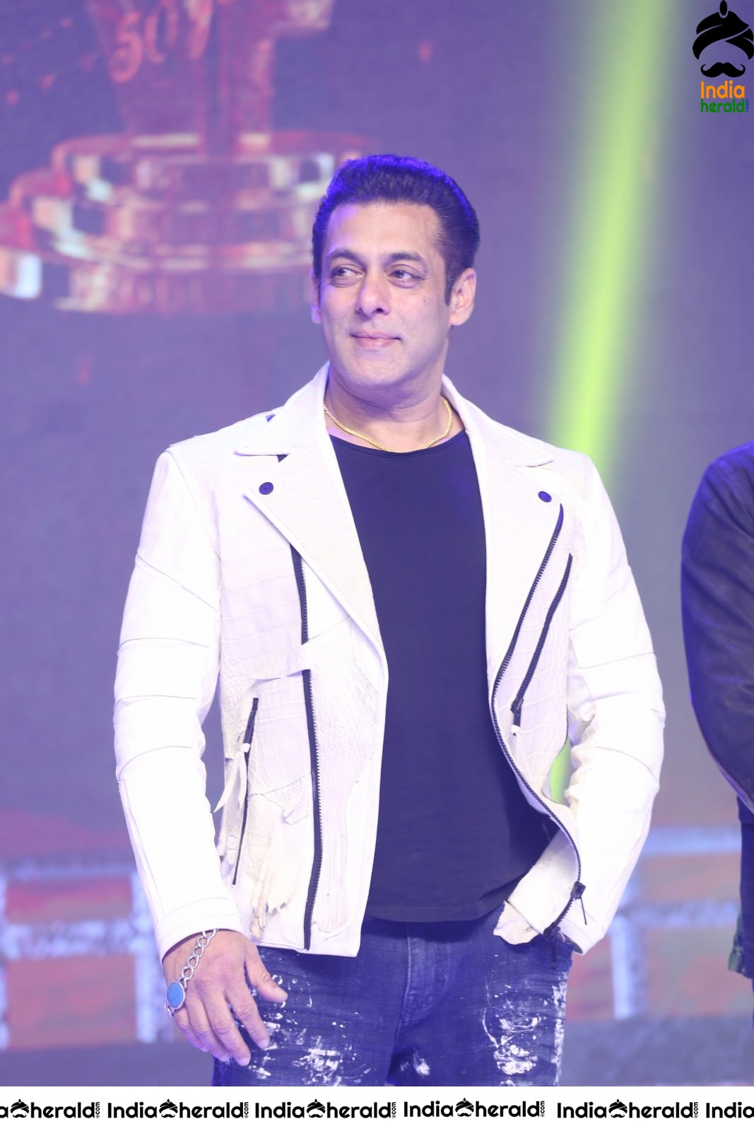 Actor Salman Khan Looking Stylish in these Latest Stills Set 2