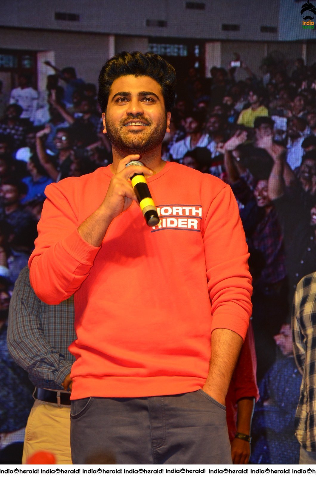 Actor Sharwanand Looking Stylish in Red Tee Set 1