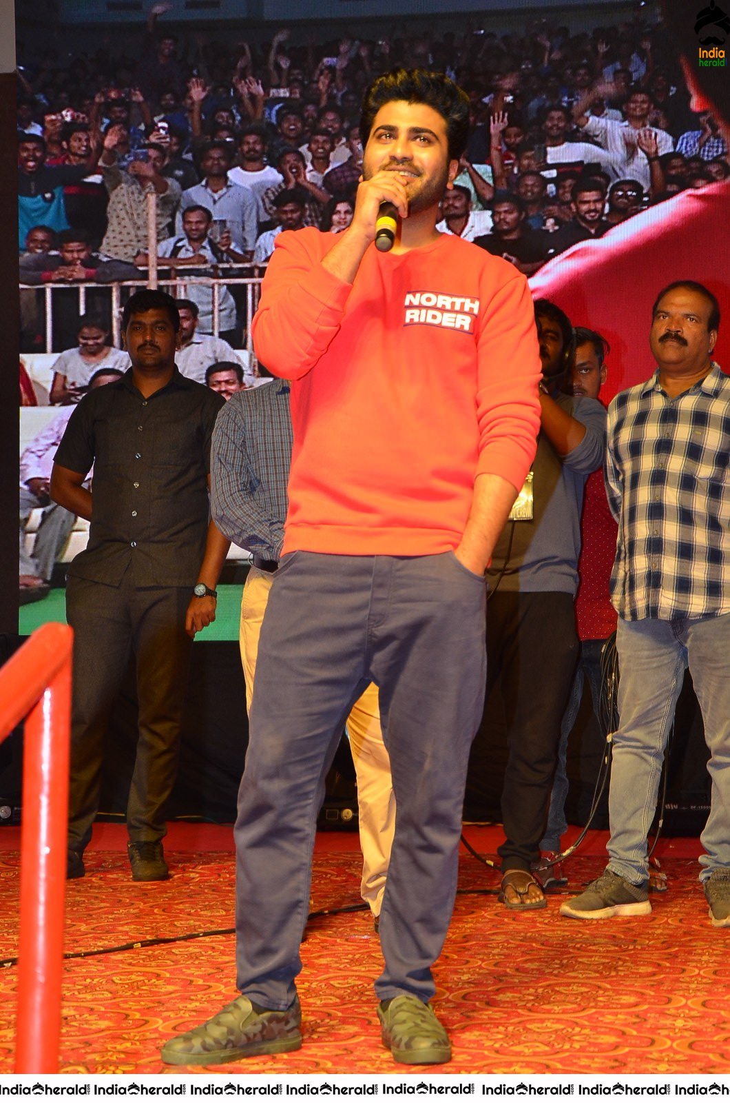 Actor Sharwanand Looking Stylish in Red Tee Set 1