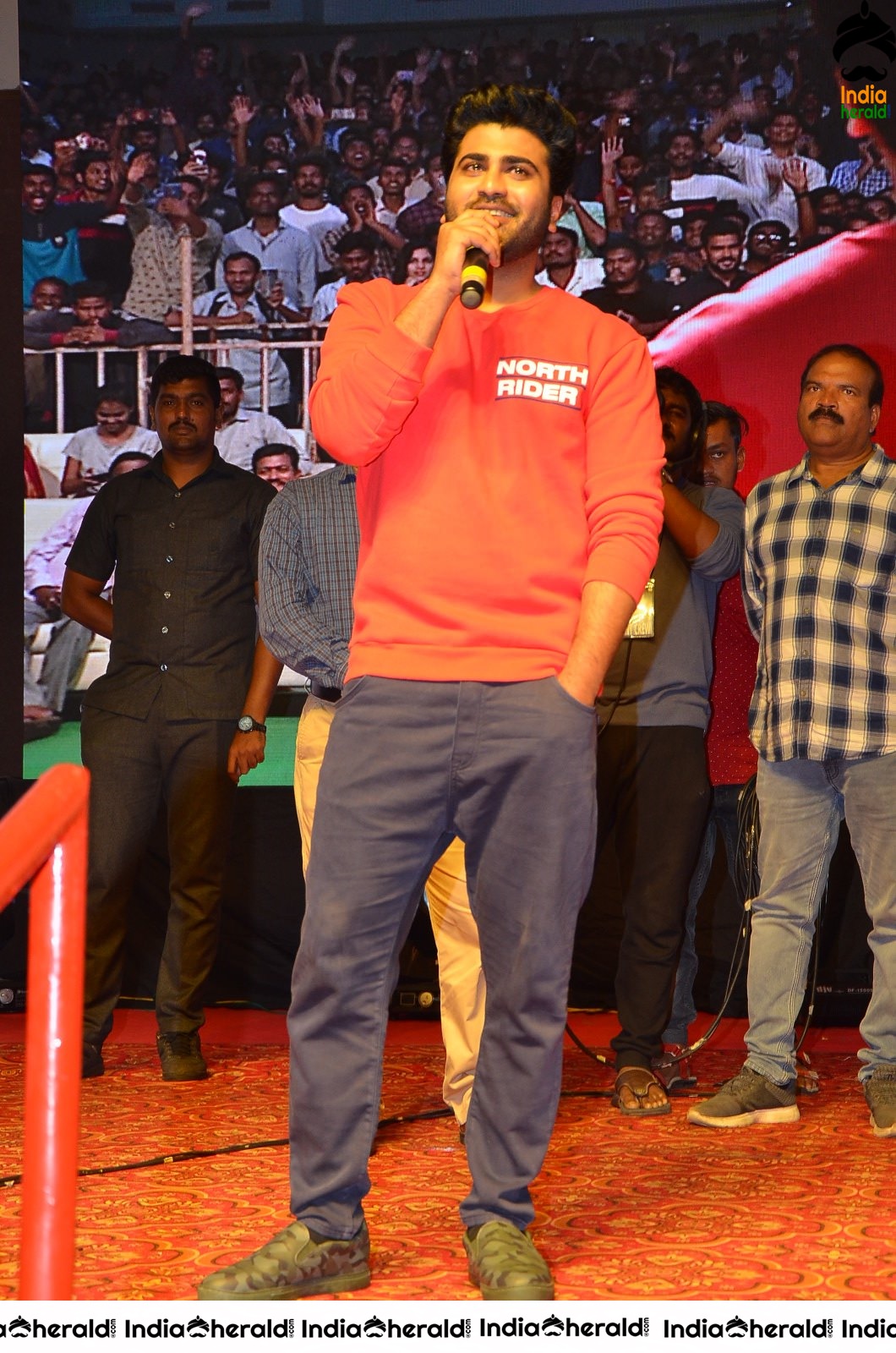 Actor Sharwanand Photos from Jaanu event