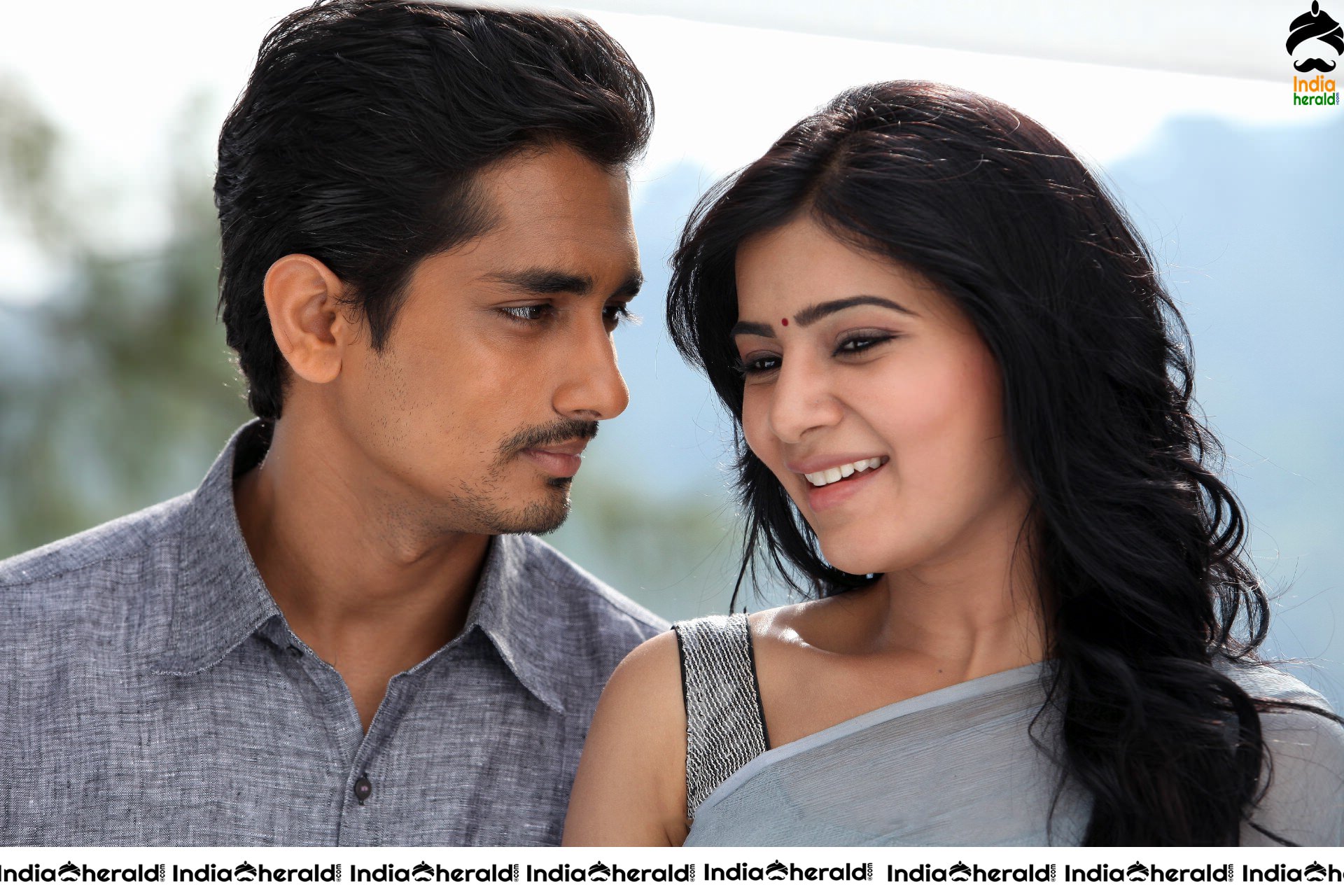 Actor Siddharth Photos with Hot Shruti Haasan and Samantha Set 4