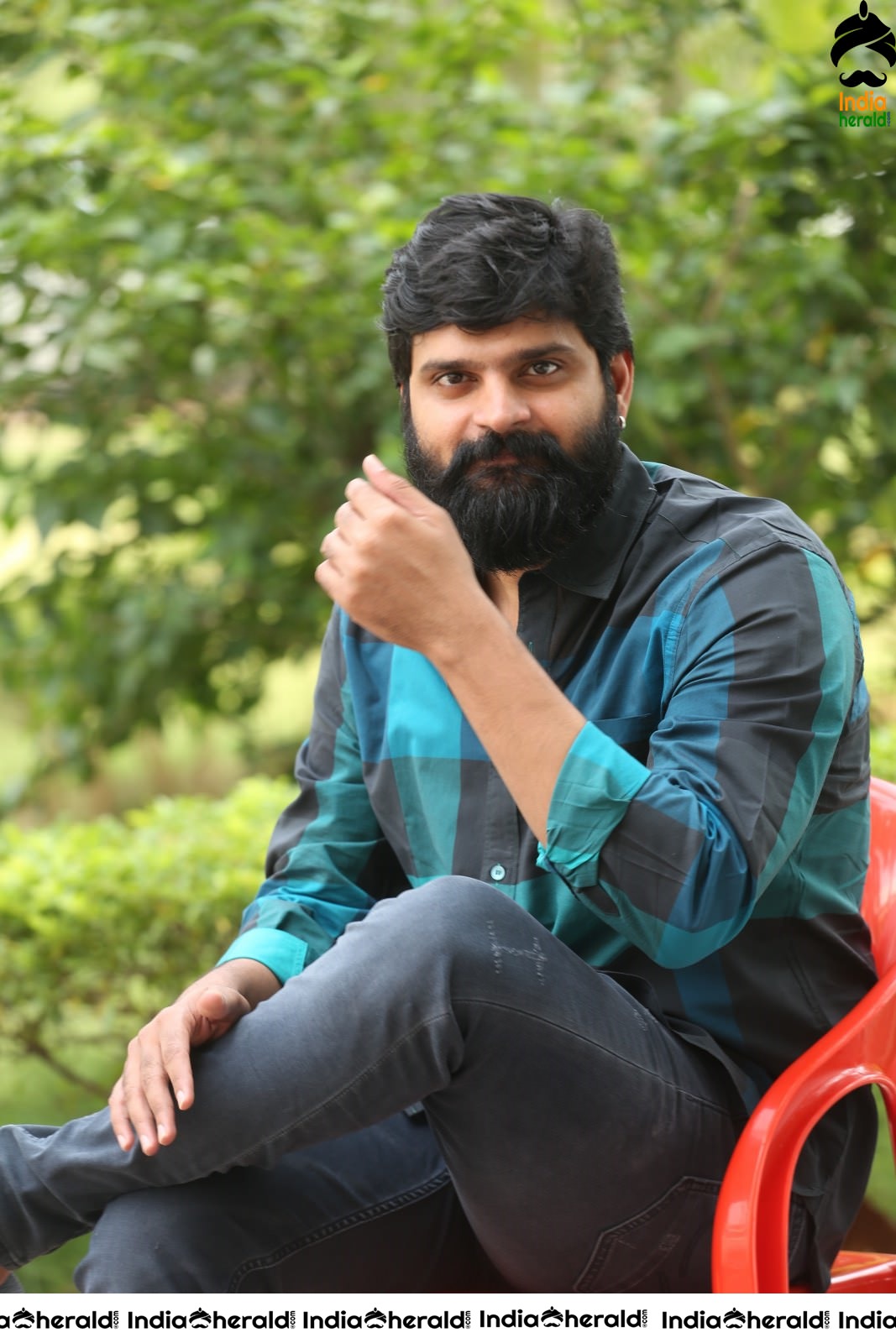 Actor Sree Vishnu Photos while interacting with media