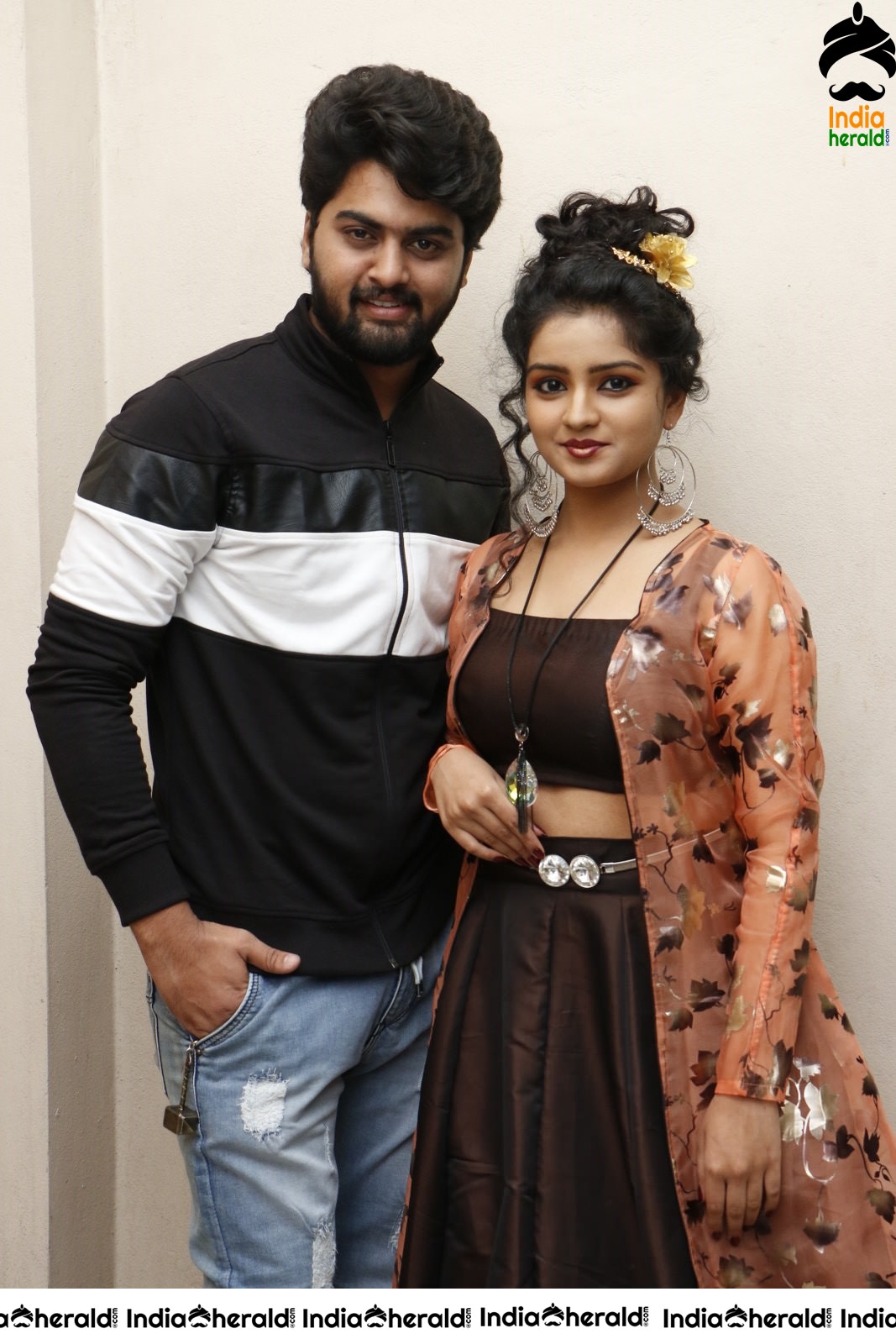 Actor Sreeram Nimmala Photos with Hot Actress Karonnya Kattryn Set 1
