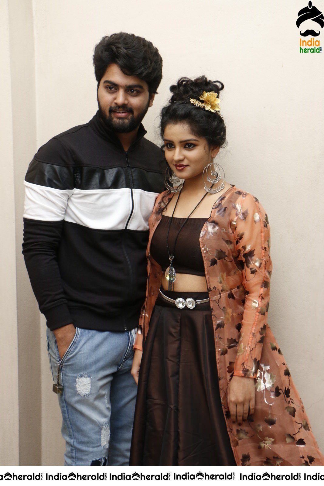 Actor Sreeram Nimmala Photos with Hot Actress Karonnya Kattryn Set 1