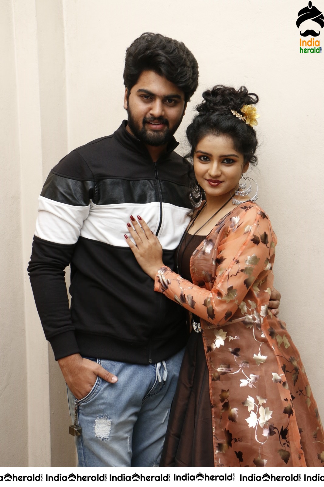 Actor Sreeram Nimmala Photos with Hot Actress Karonnya Kattryn Set 1
