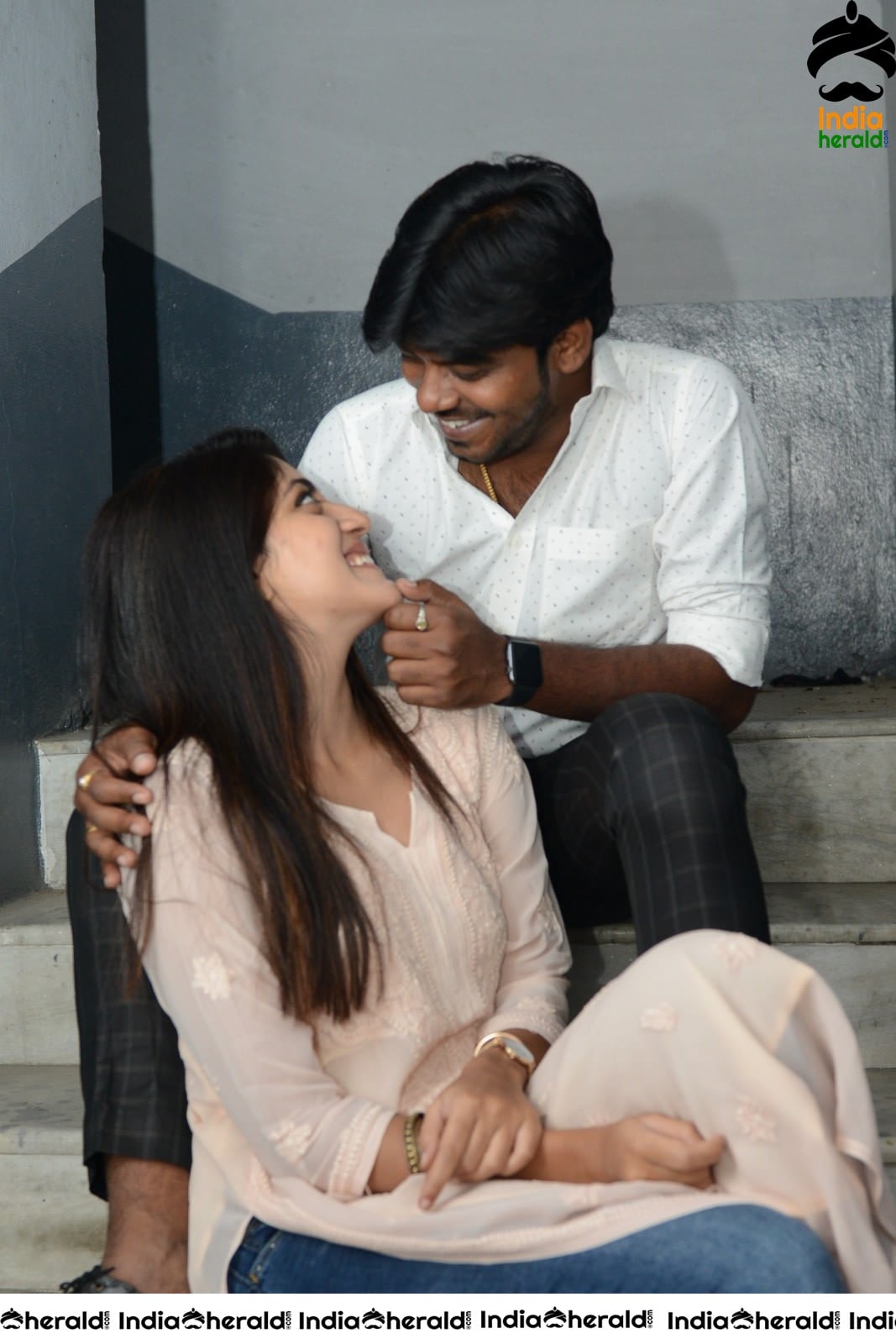 Actor Sudigali Sedheer Hot Photoshoot with Dhanya Set 2