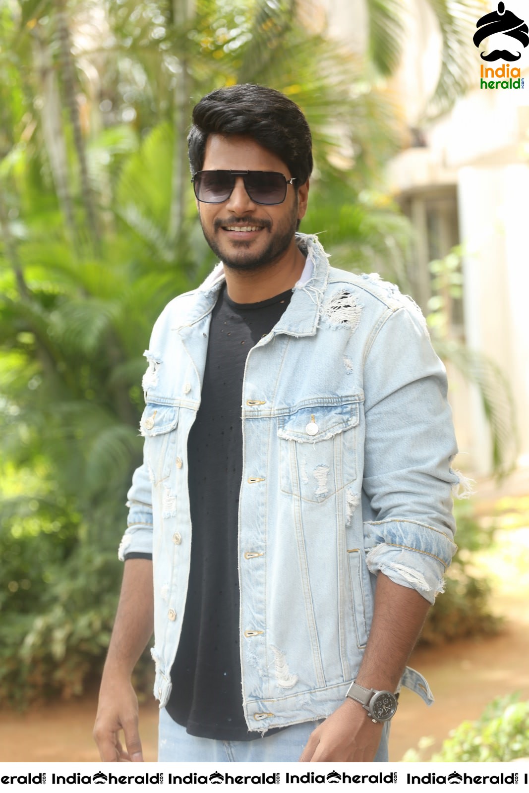 Actor Sundeep Kishan Looking Handsome in Latest Photoshoot Set 1