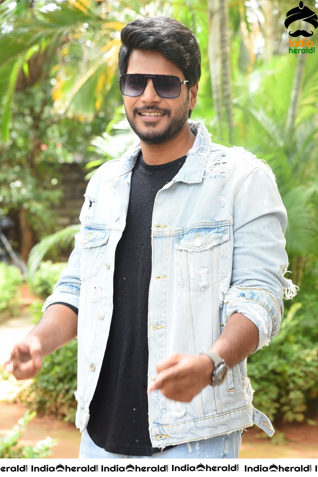 Actor Sundeep Kishan Looking Handsome in Latest Photoshoot Set 1