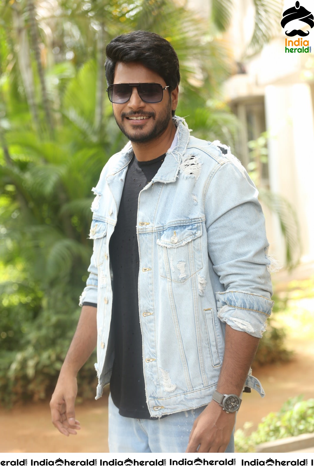 Actor Sundeep Kishan Looking Handsome in Latest Photoshoot Set 1