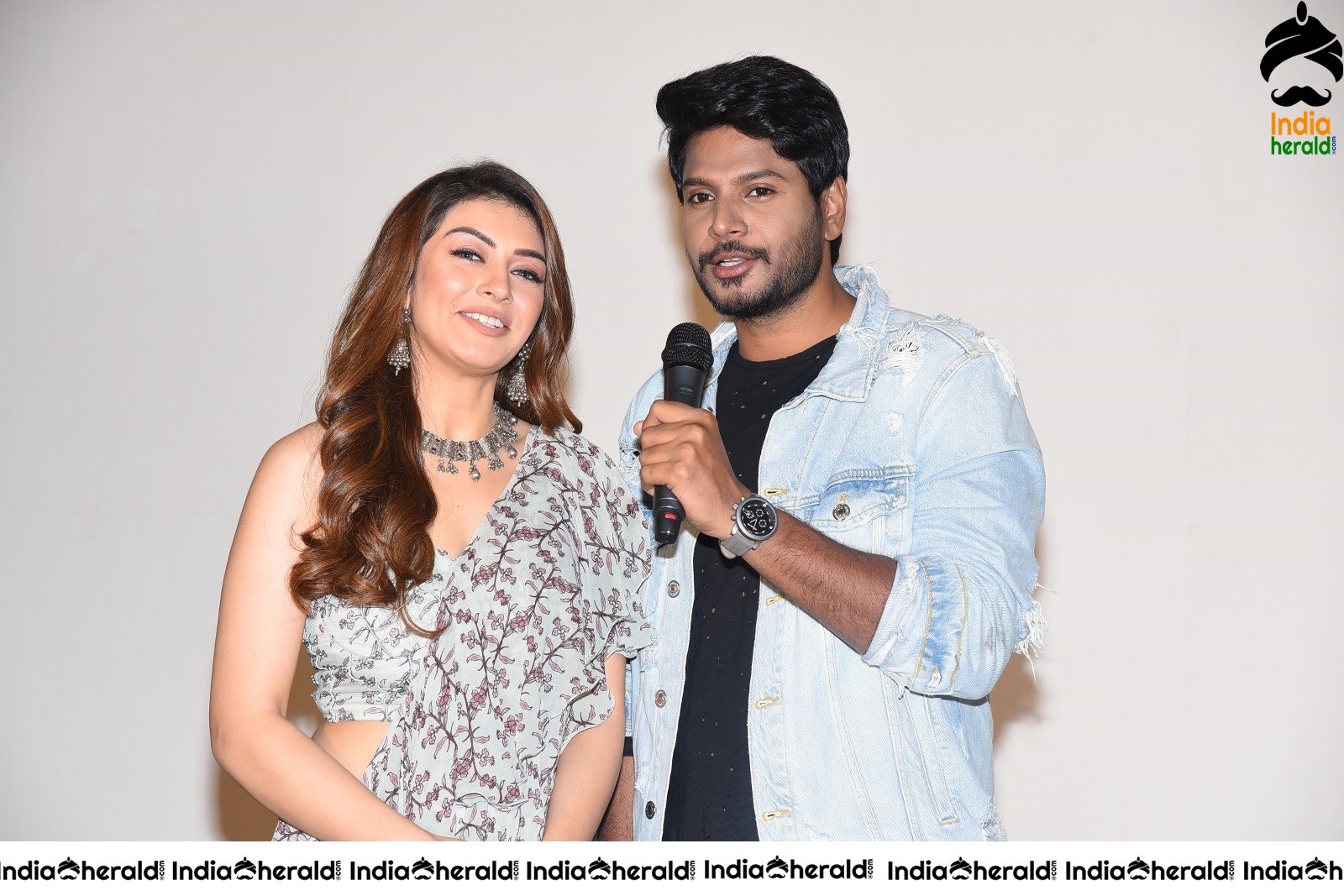 Actor Sundeep Kishan makes Hansika Shy on the stage