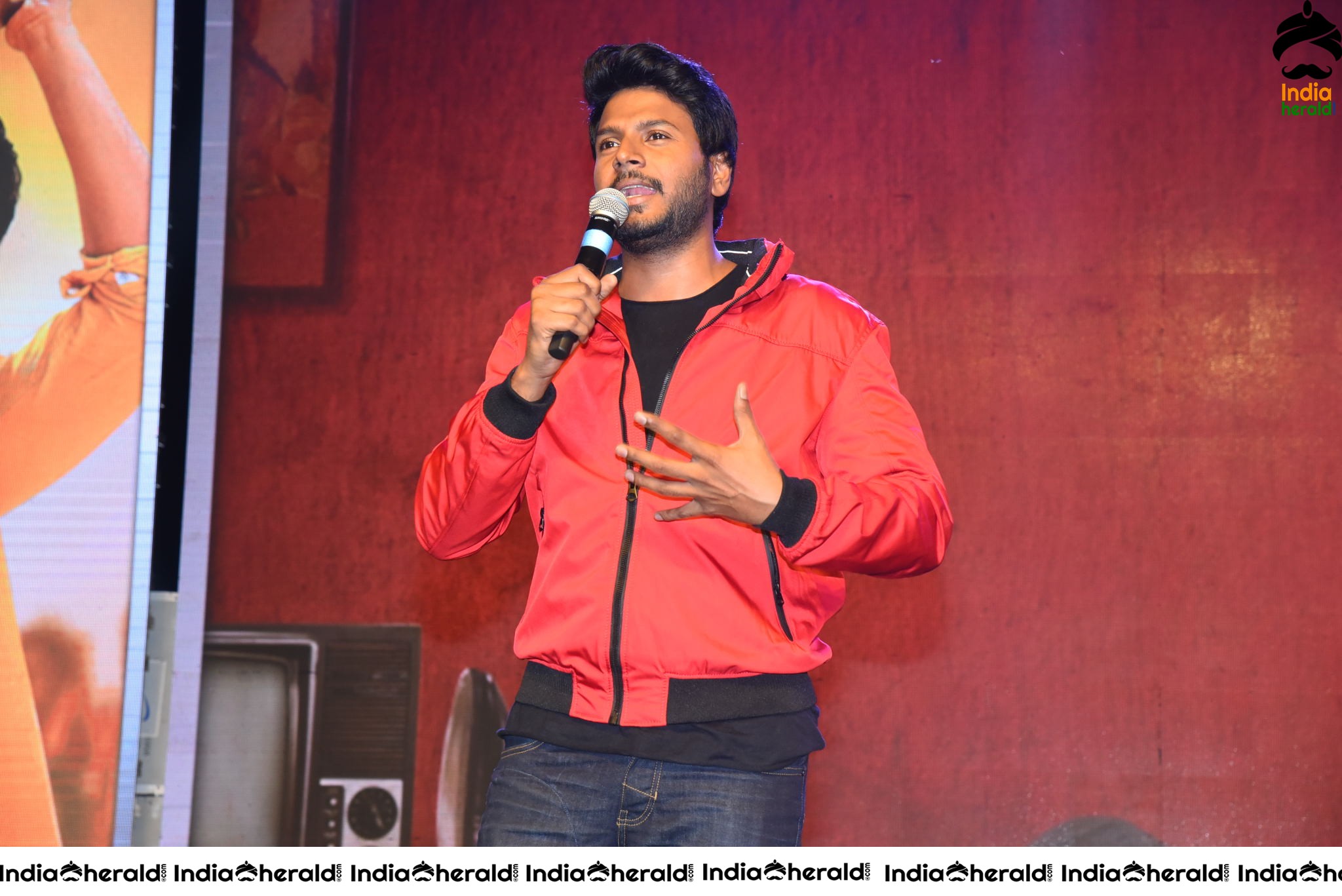 Actor Sundeep Kishan powerful speech before fans Set 2