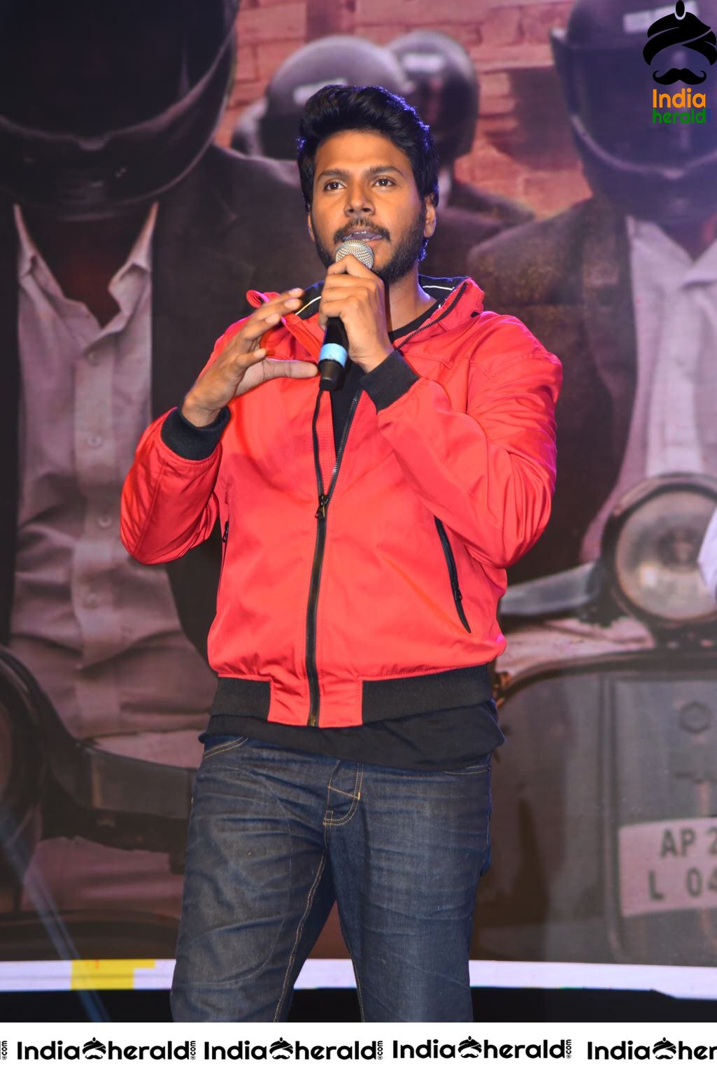 Actor Sundeep Kishan powerful speech before fans Set 2