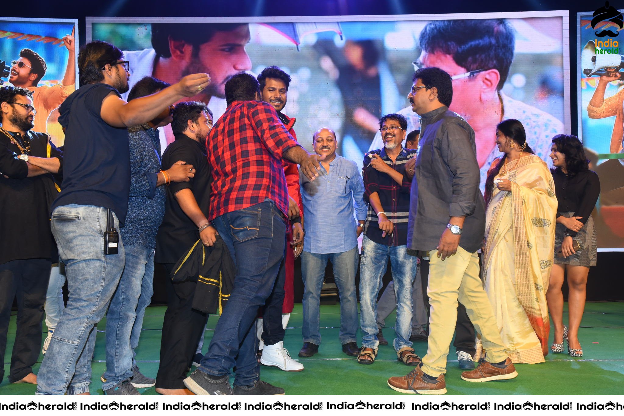 Actor Sundeep Kishan Taking Selfies with the Cast and the Crowd Set 2