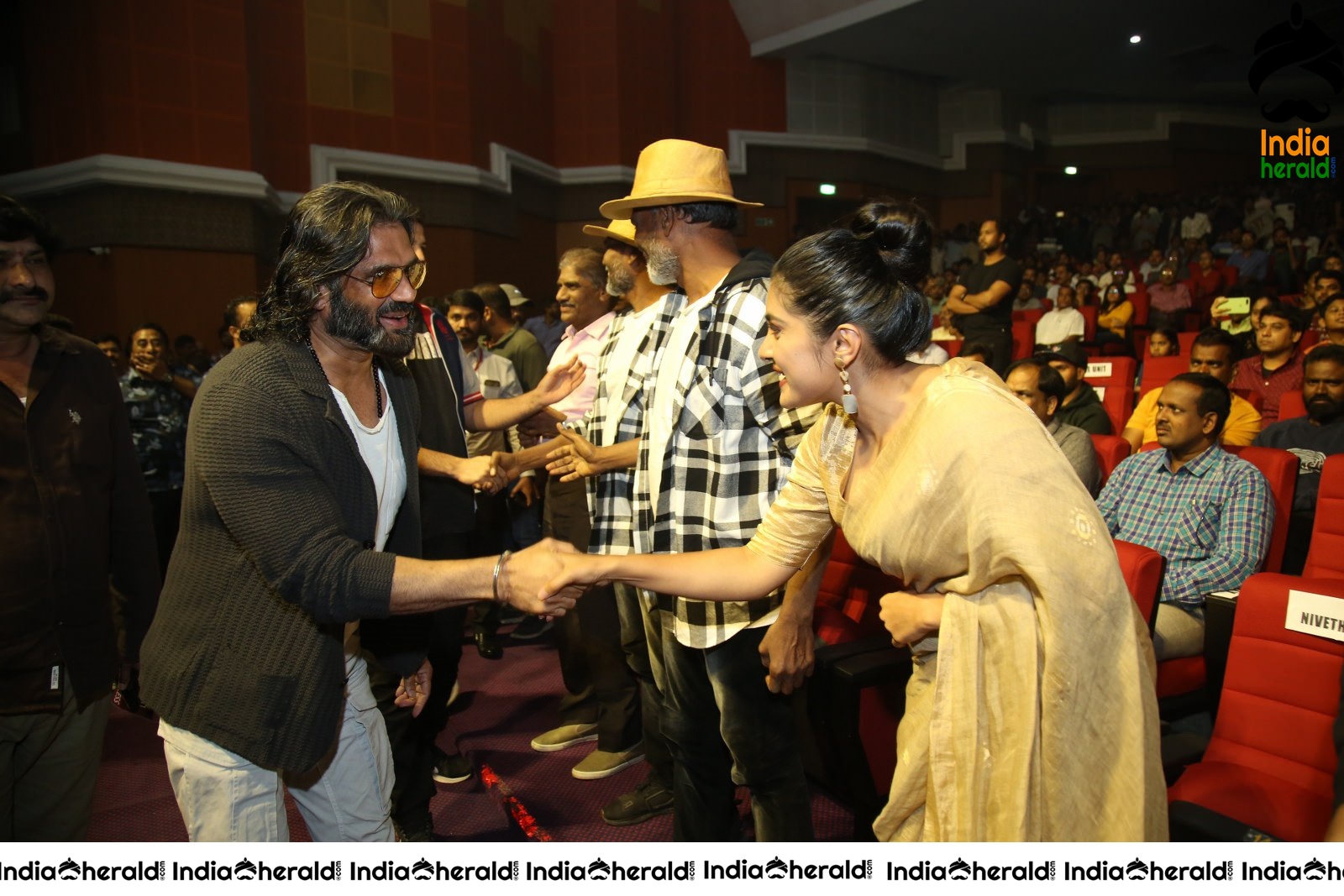 Actor Sunil Shetty enters Darbar Arena in Style Set 1