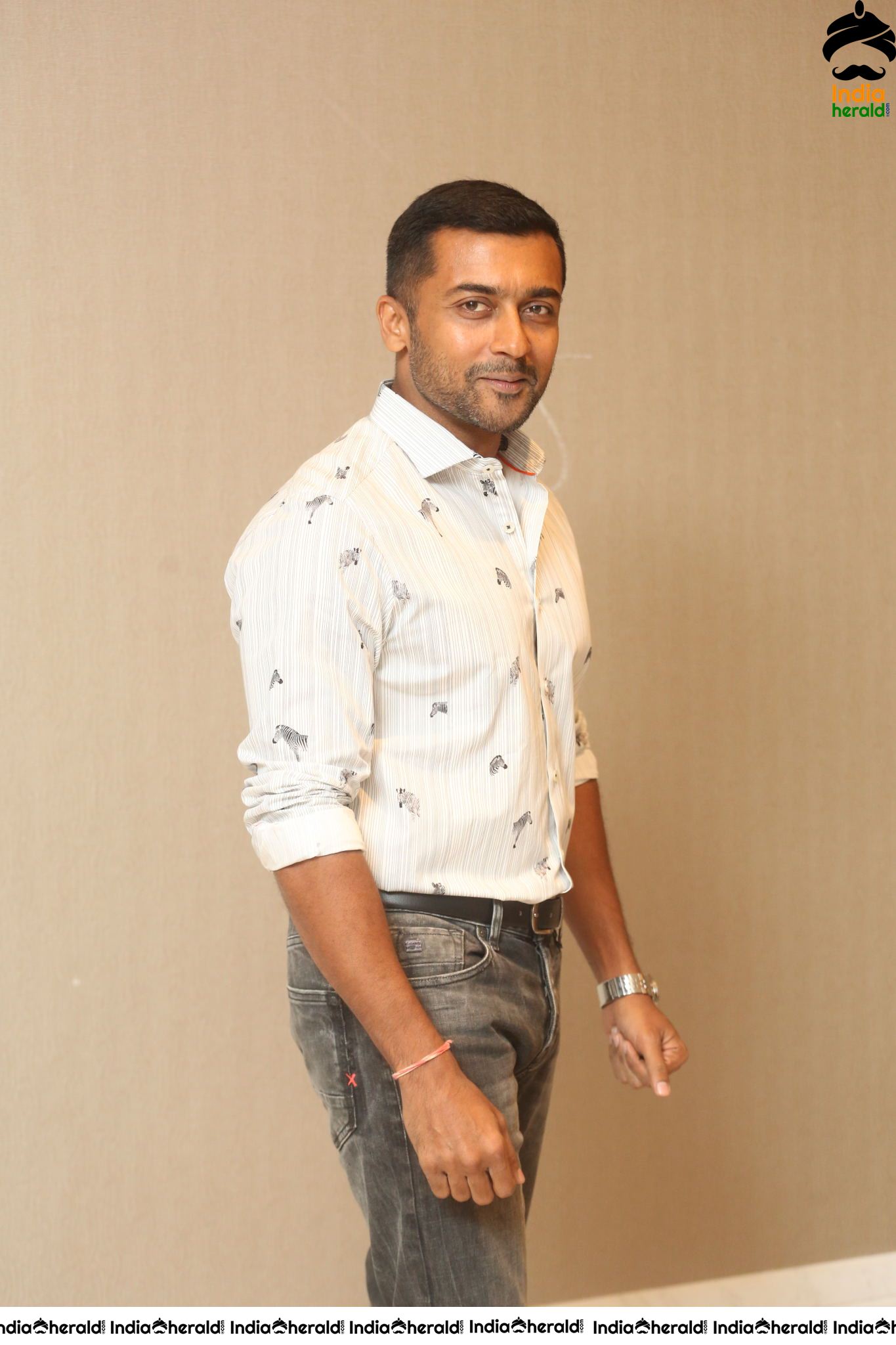 Actor Suriya Interview Stills For Bandobast Set 1