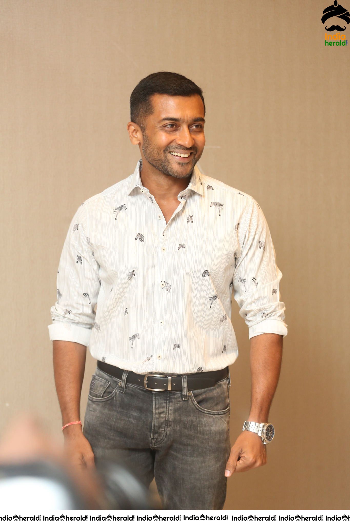 Actor Suriya Interview Stills for Bandobast Set 2