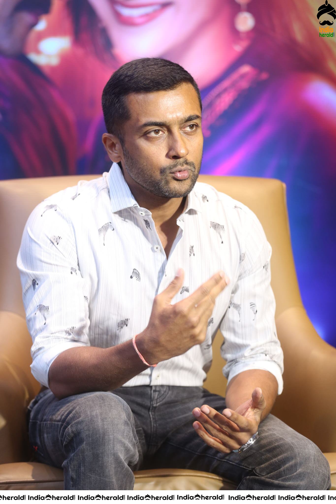 Actor Suriya Throwback Photos during Kaapaan interview