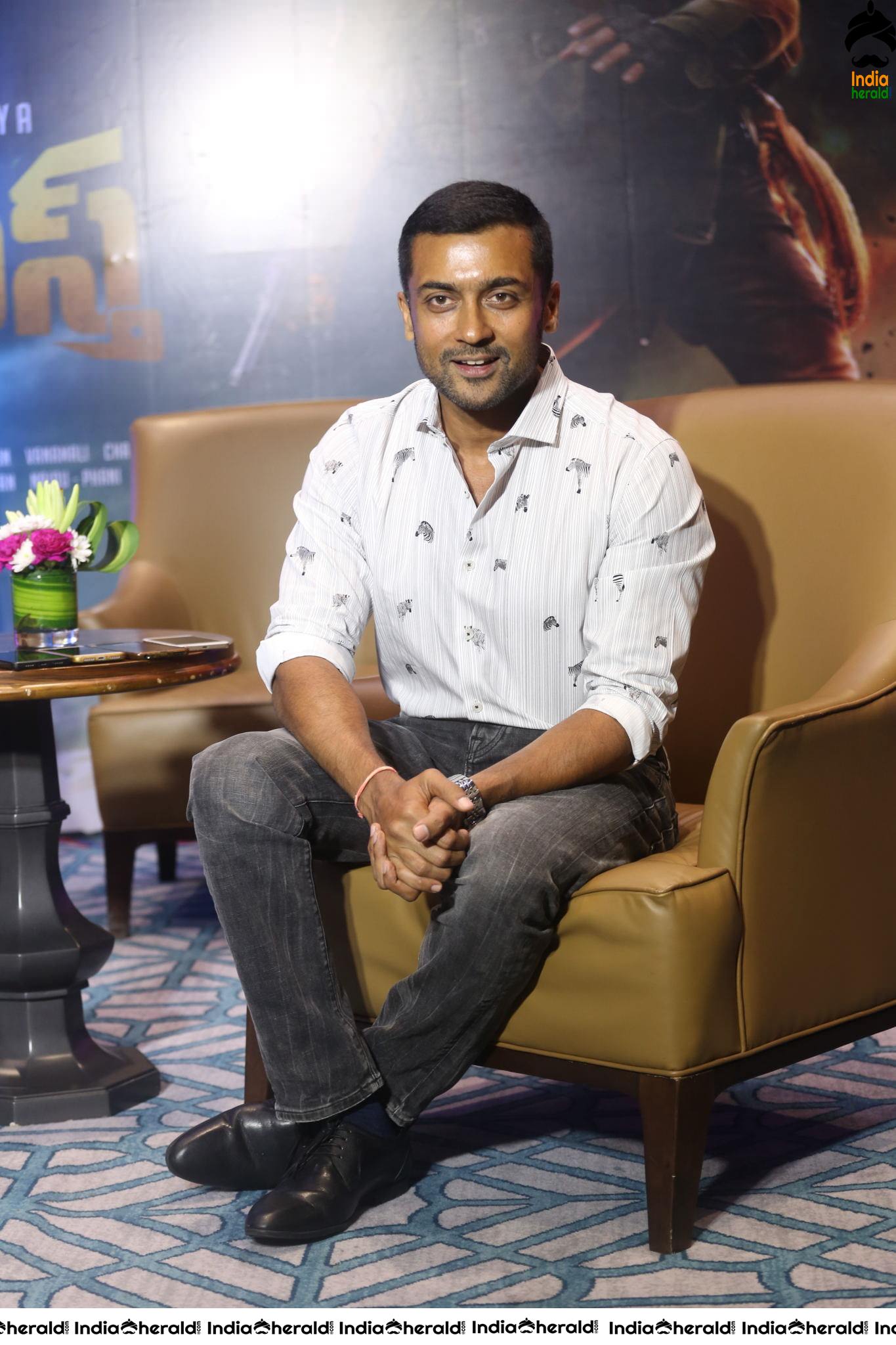 Actor Suriya Throwback Photos during Kaapaan interview
