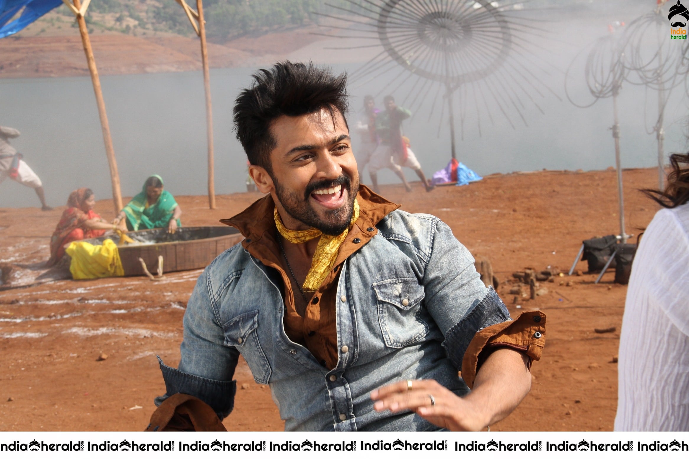 Actor Suriya Unseen Stylish Stills from Anjaan movie Set 1