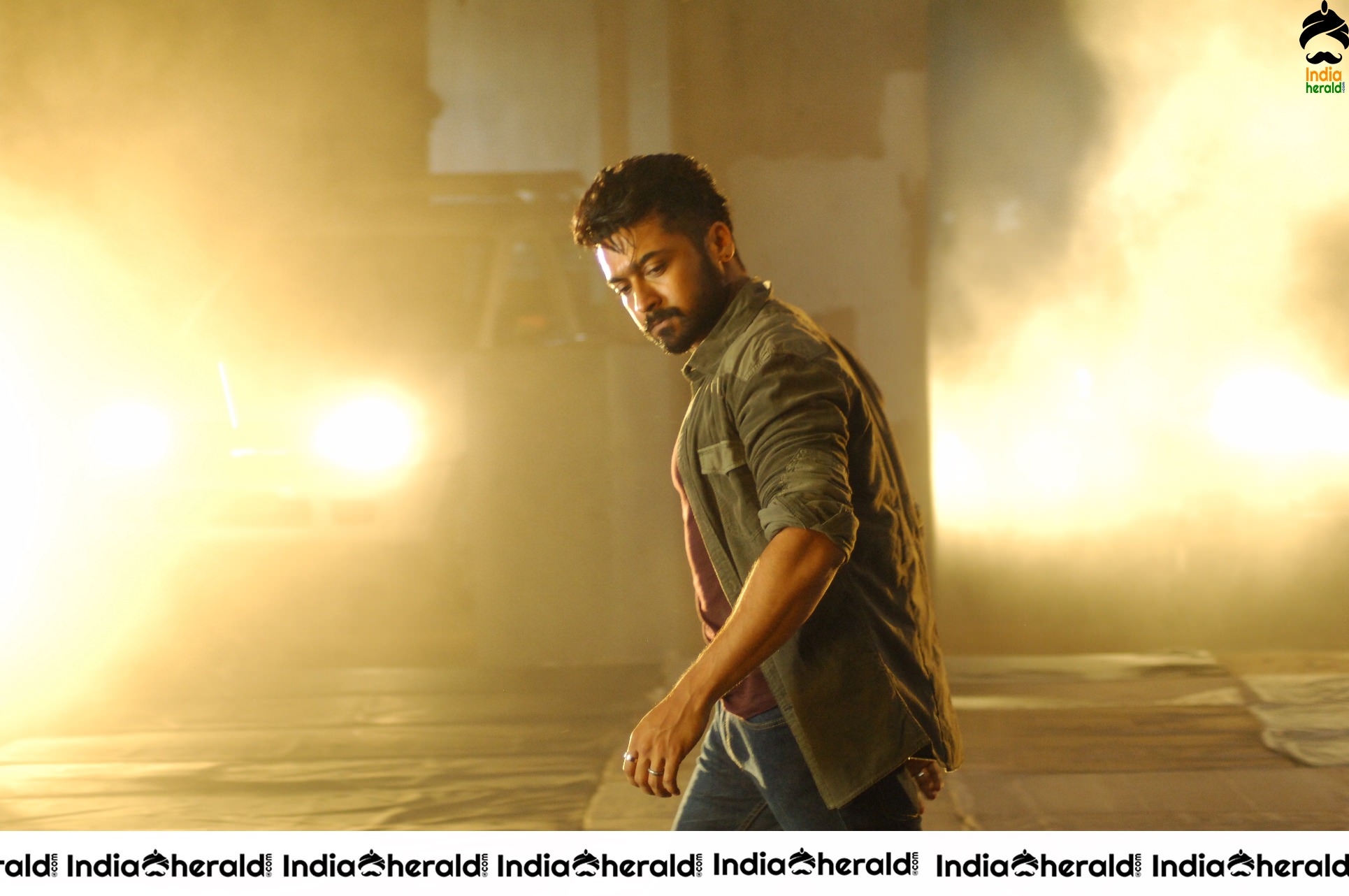 Actor Suriya Unseen Stylish Stills from Anjaan movie Set 4