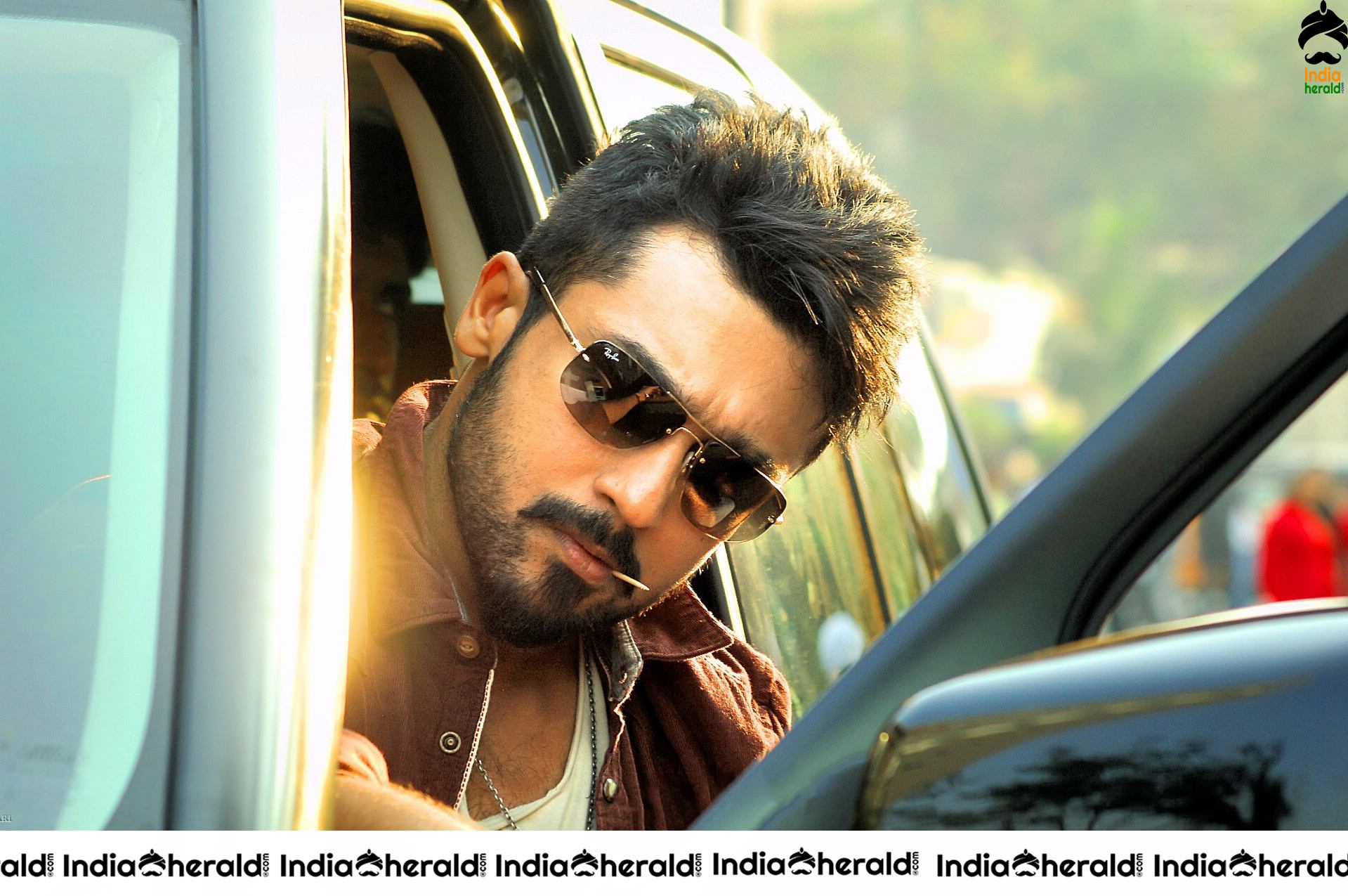 Actor Suriya Unseen Stylish Stills from Anjaan movie Set 4