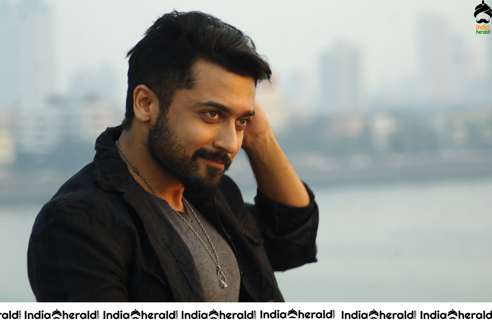 Actor Suriya Unseen Stylish Stills from Anjaan movie Set 5