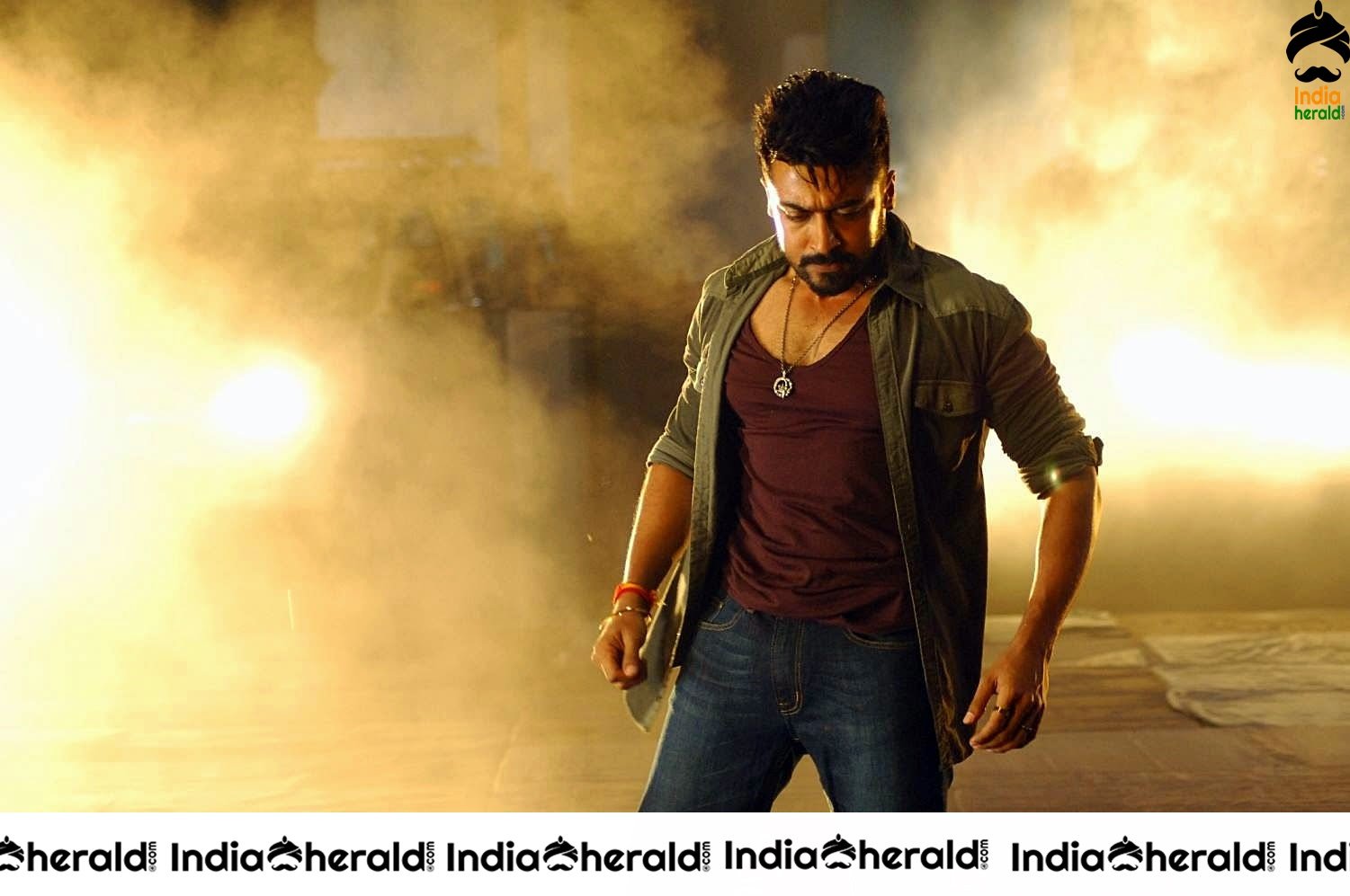 Actor Suriya Unseen Stylish Stills from Anjaan movie Set 5