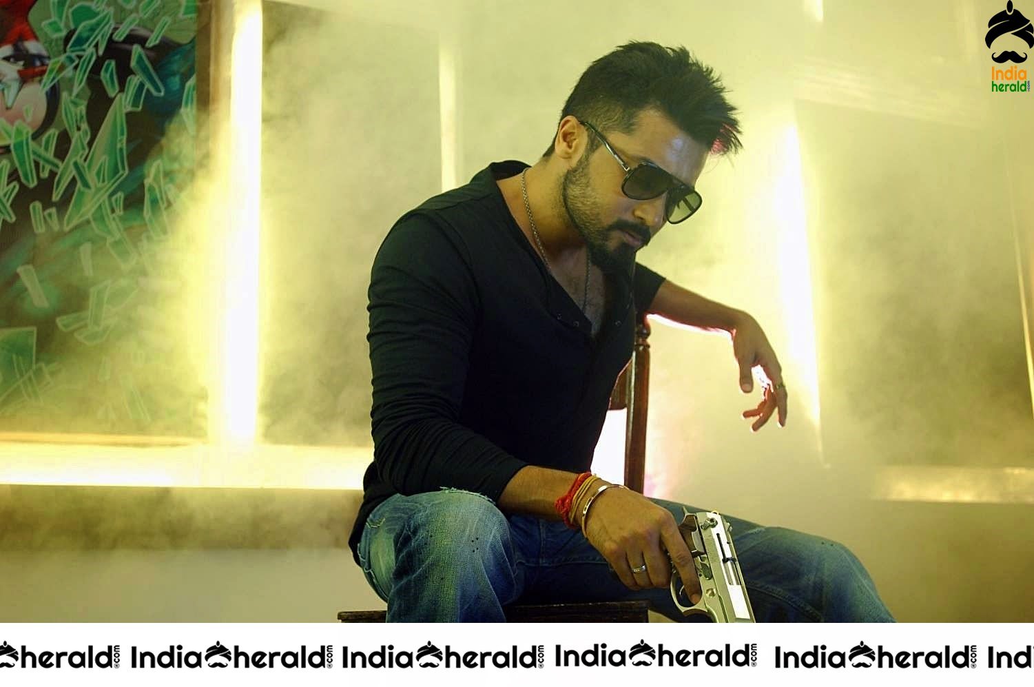 Actor Suriya Unseen Stylish Stills from Anjaan movie Set 5