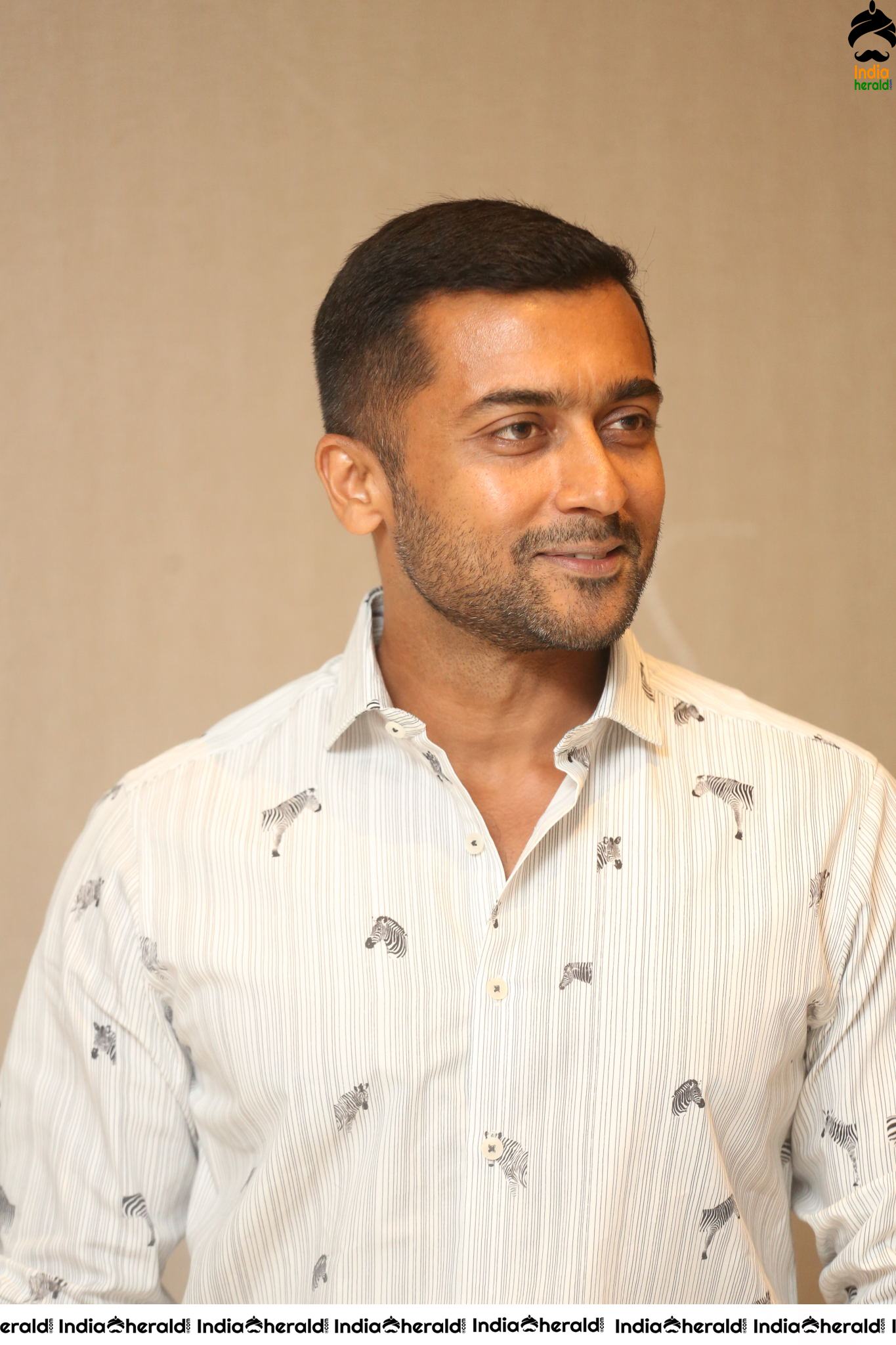 Actor SuryaSivakumar Latest Interview Stills Set 2