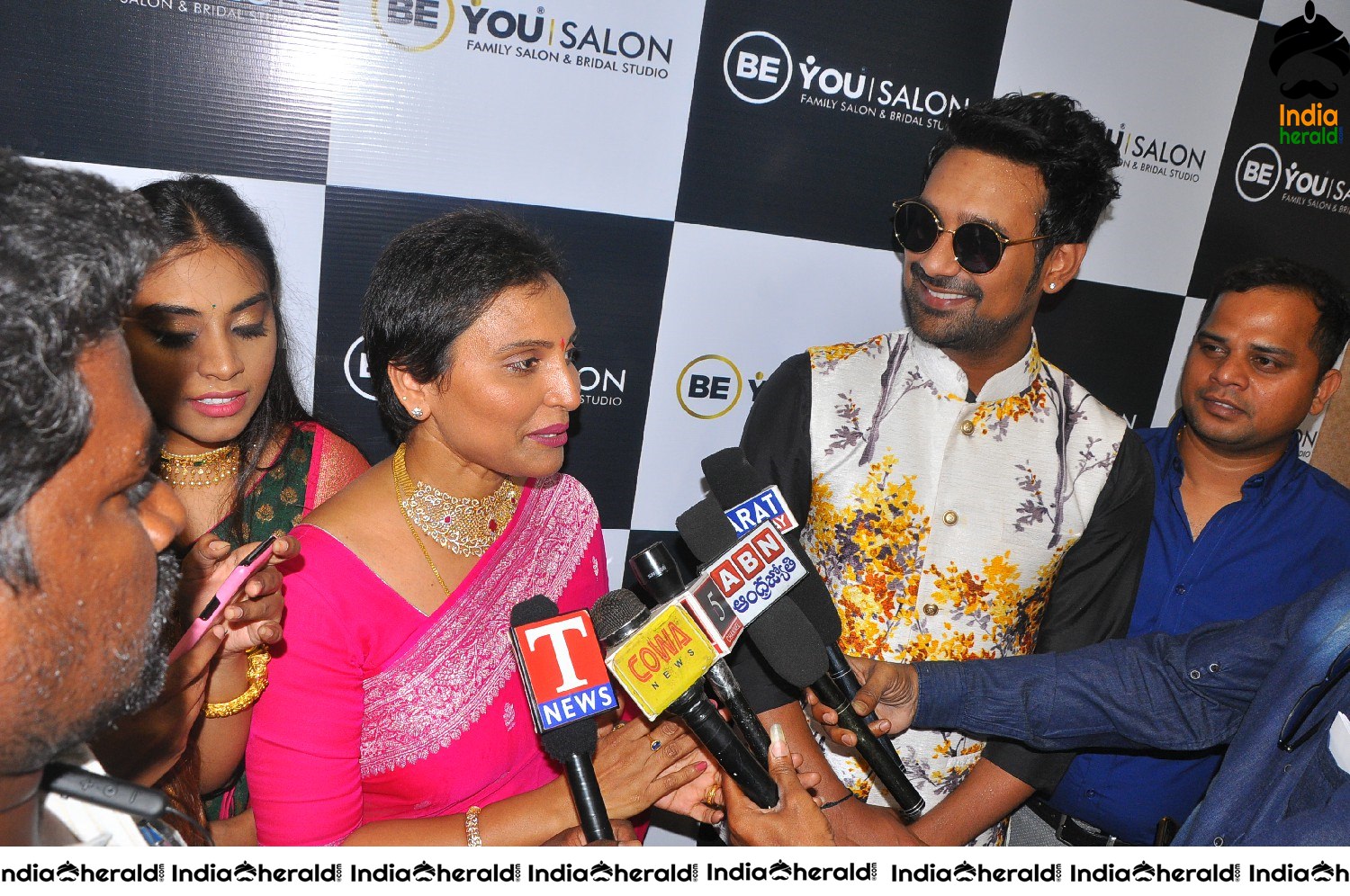 Actor Varun Sandesh inaugurates BeYou Salon at Kazipet Set 2