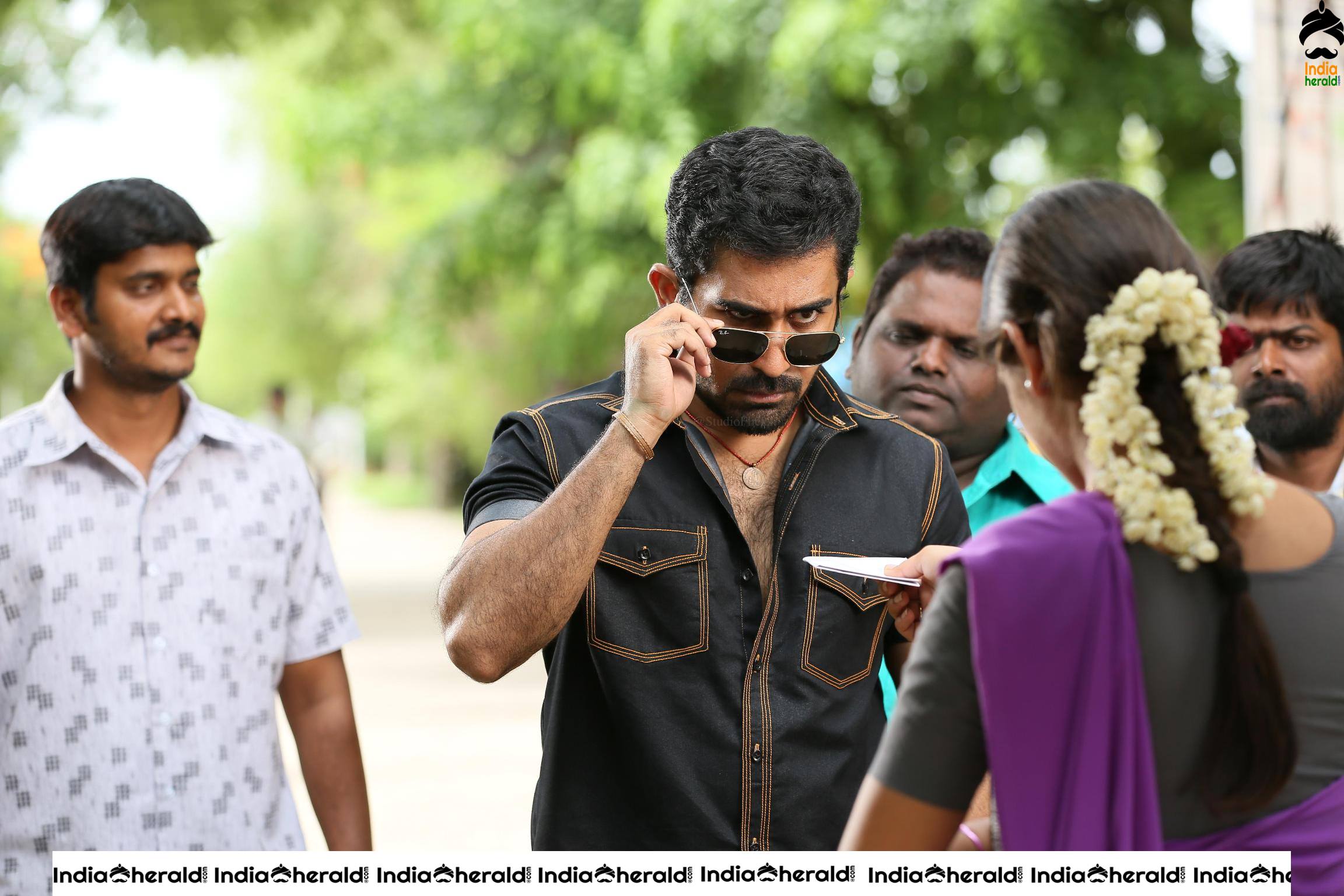 Actor Vijay Antony Photos from Khaali Set 1