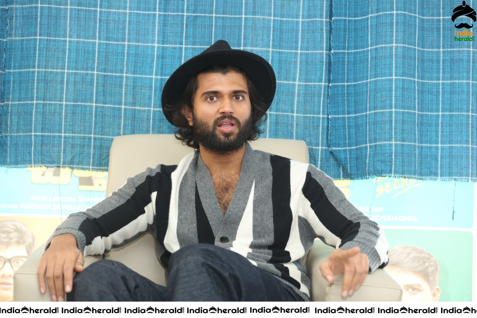 Actor Vijay Devarakonda Interview Post MMC Success Set 1