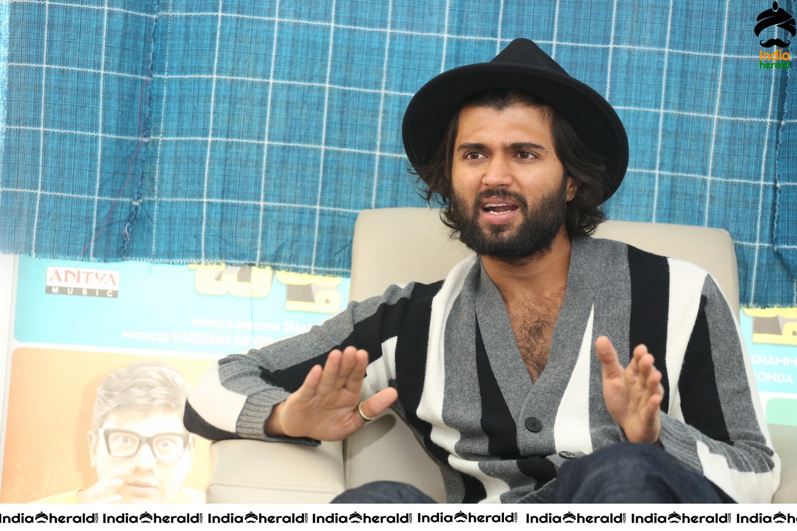 Actor Vijay Devarakonda Interview Post MMC Success Set 1