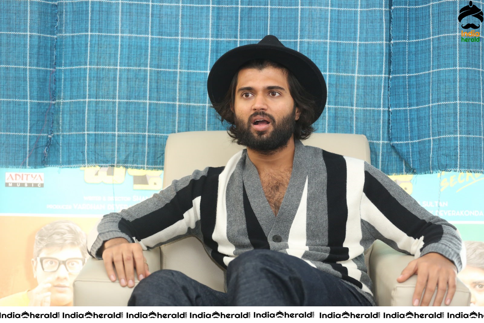 Actor Vijay Devarakonda Interview Post MMC Success Set 1