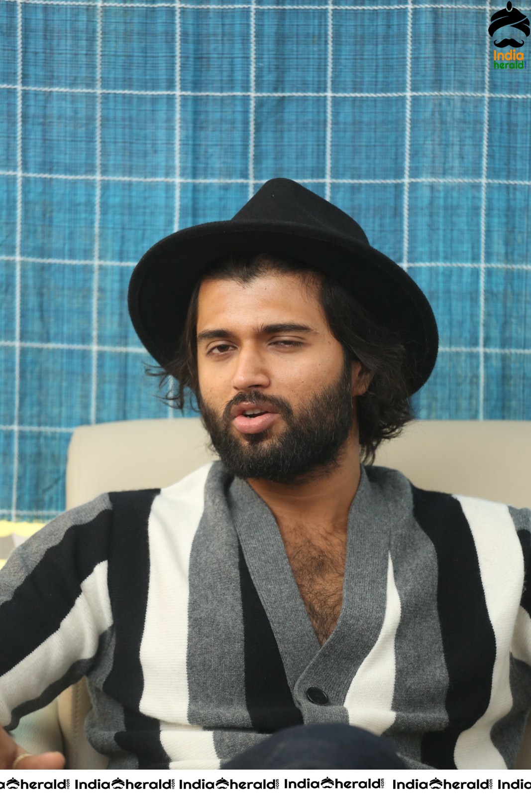 Actor Vijay Devarakonda Interview Post MMC Success Set 2