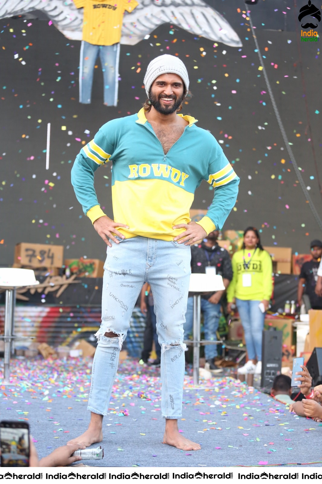 Actor Vijay Deverakonda Latest Photos as he performs before a huge Crowd