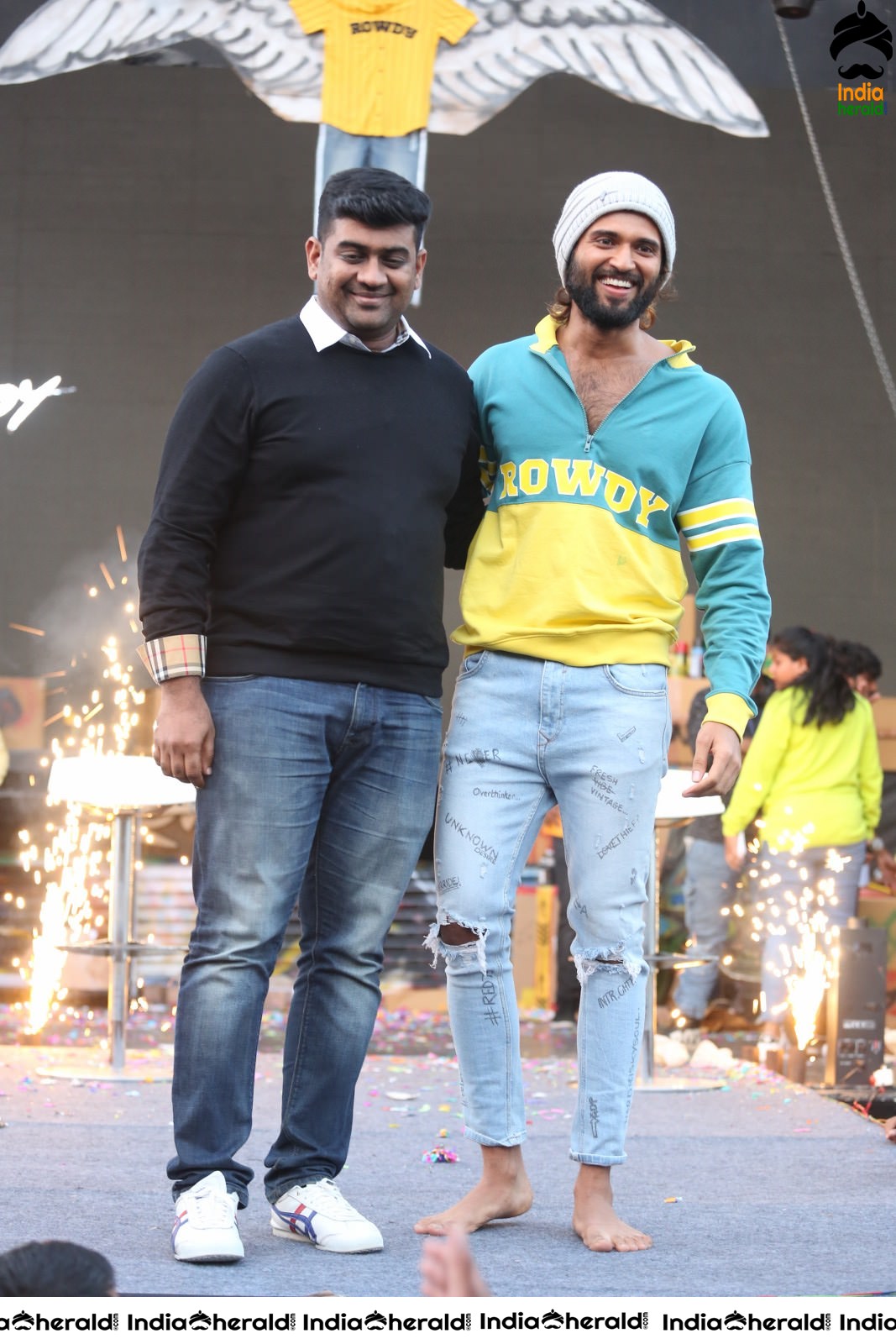 Actor Vijay Deverakonda Latest Photos as he performs before a huge Crowd