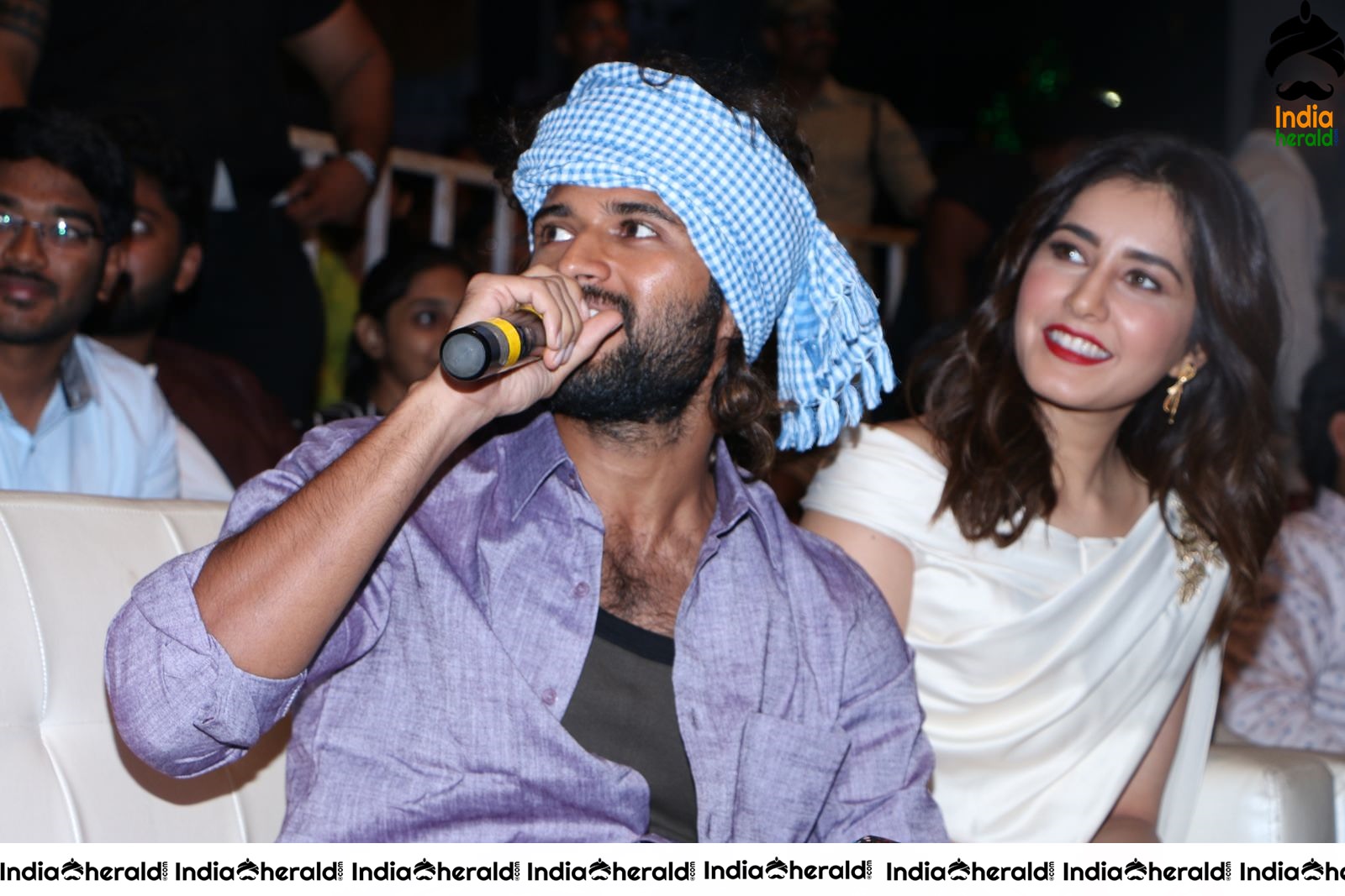 Actor Vijay Deverakonda Latest Photos in Lungi during WFL event