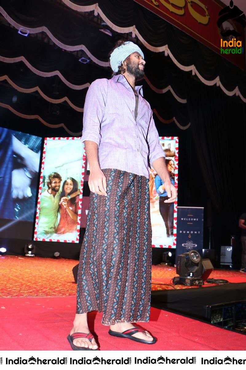 Actor Vijay Deverakonda Latest Photos in Lungi during WFL event