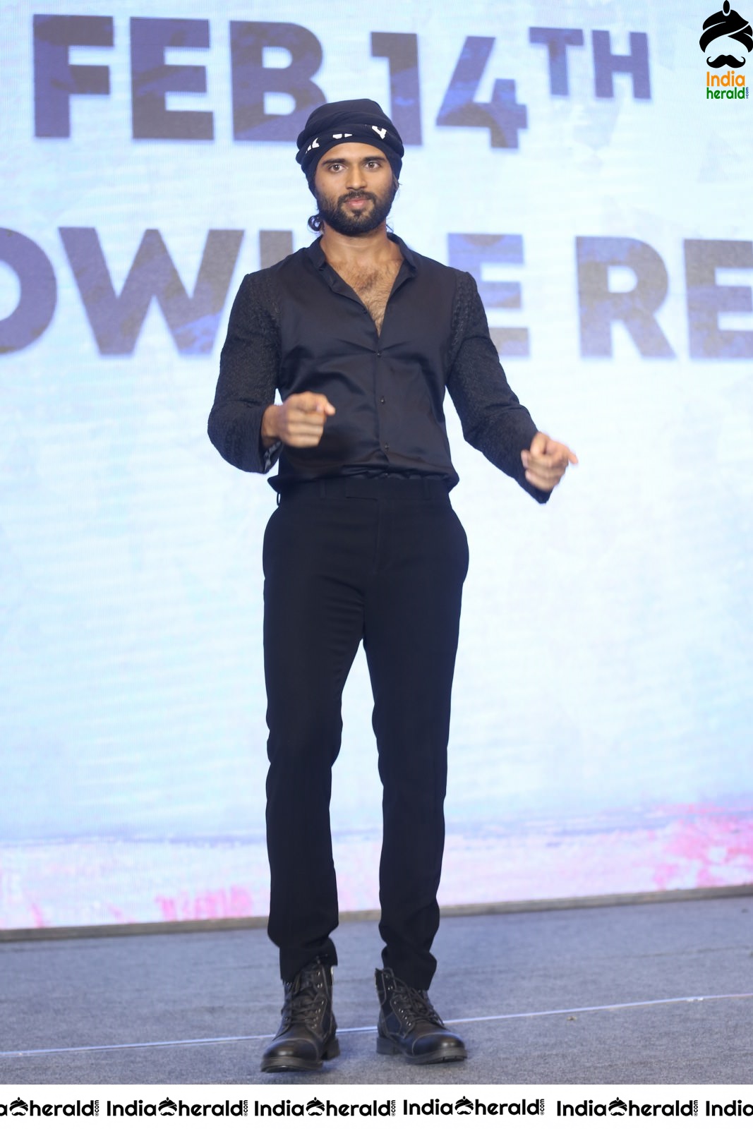 Actor Vijay Deverakonda Looking Dapper in Black Set 1