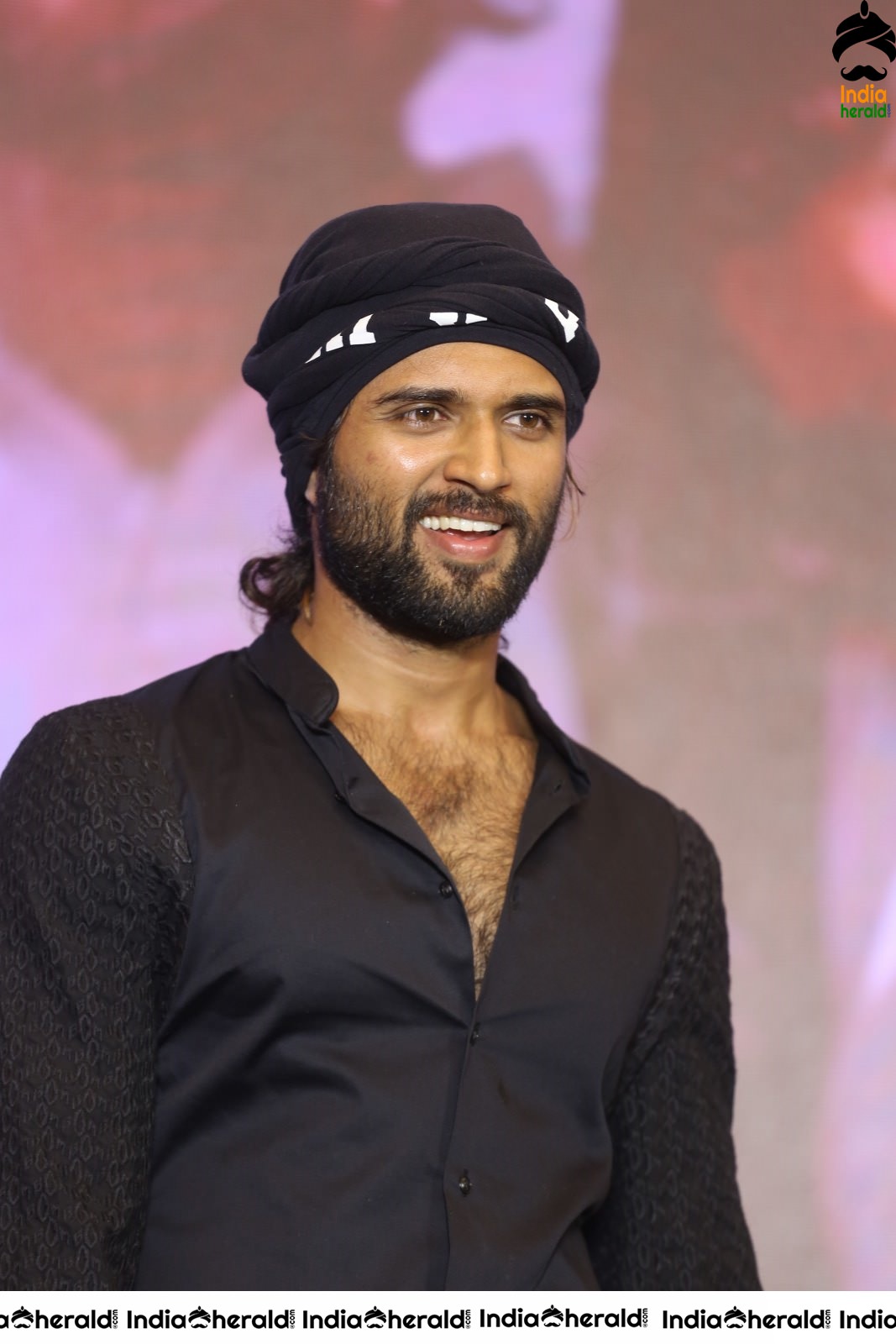 Actor Vijay Deverakonda Looking Dapper in Black Set 1