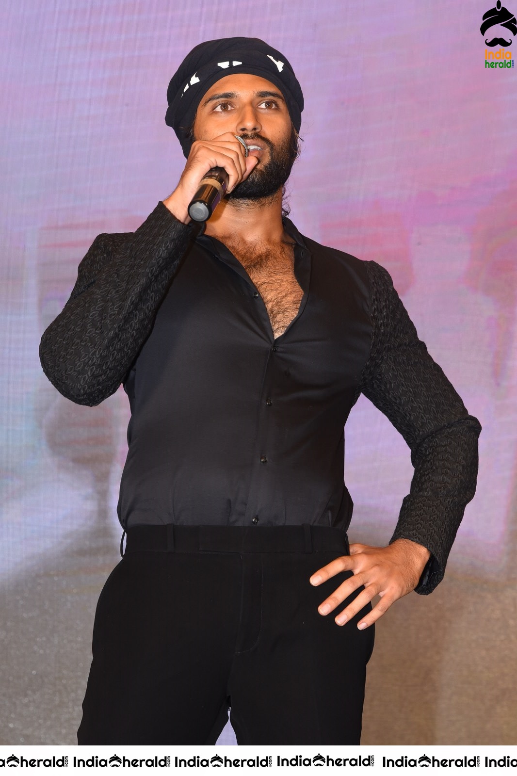 Actor Vijay Deverakonda Looking Dapper in Black Set 2