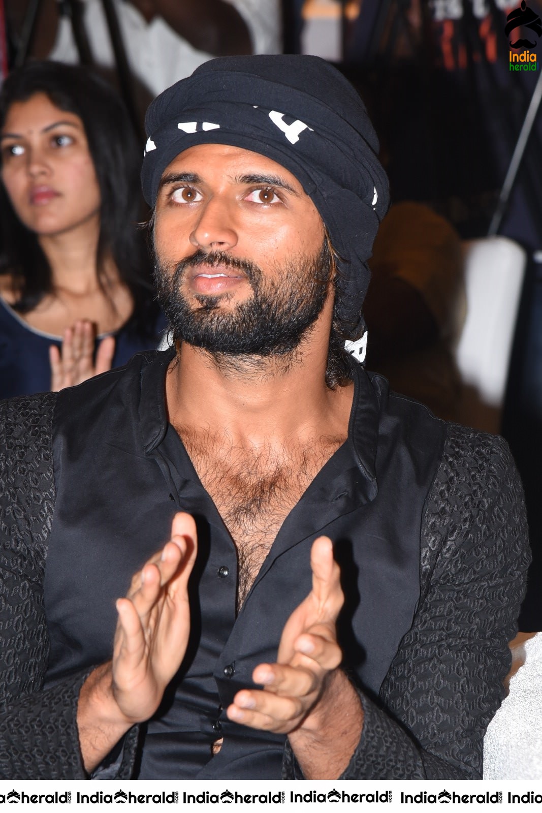 Actor Vijay Deverakonda Looking Stylish in Black in these Latest Stills Set 2