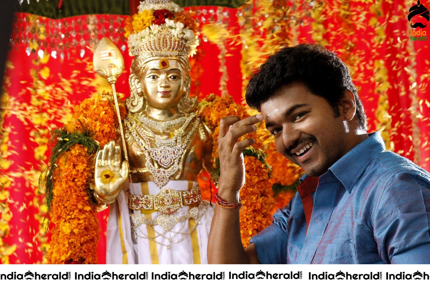 Actor Vijay hot stills with Hansika and Genelia Set 2